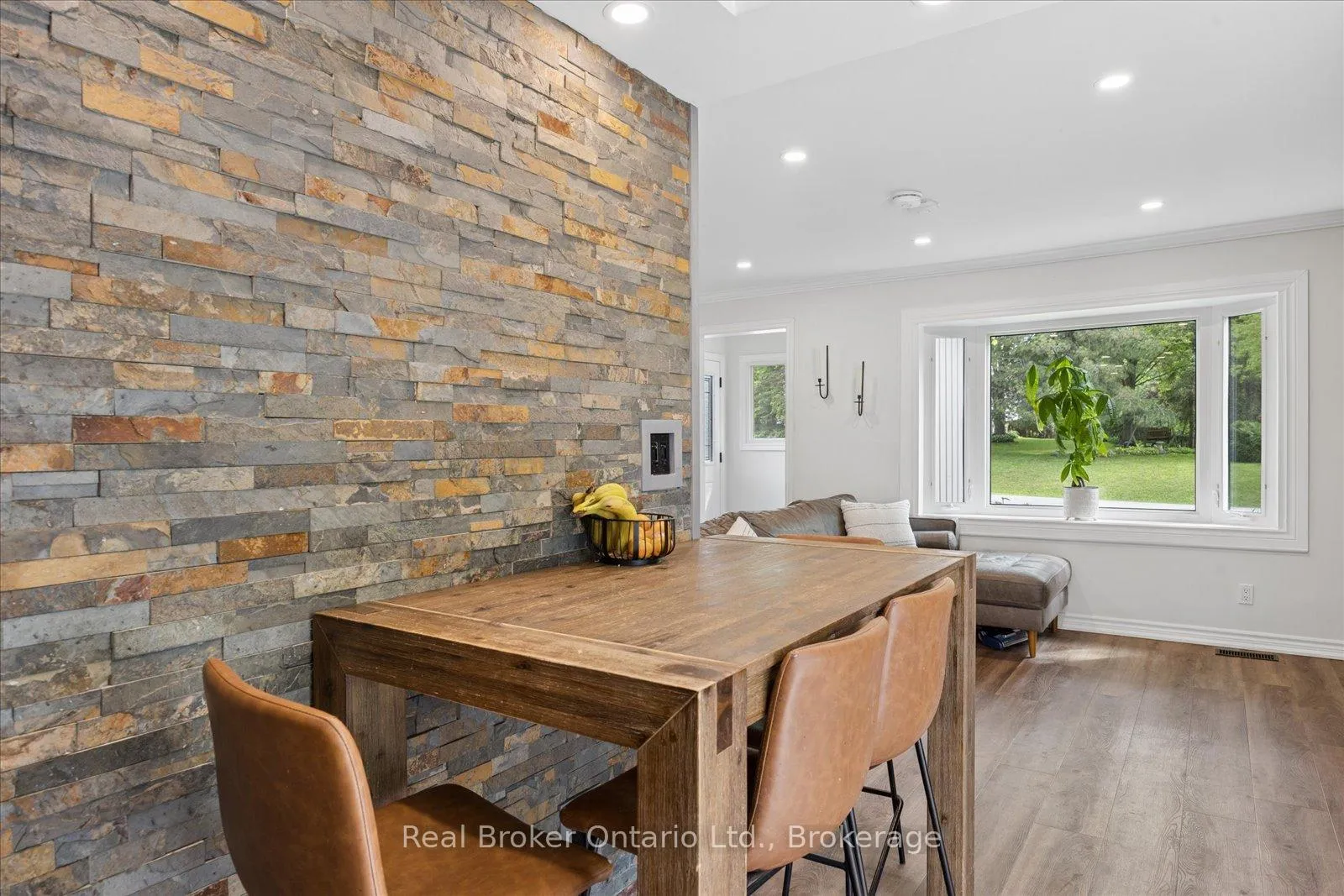 Photo 22 of 212 Mill Street N, Clarington, Newcastle — HOMEH