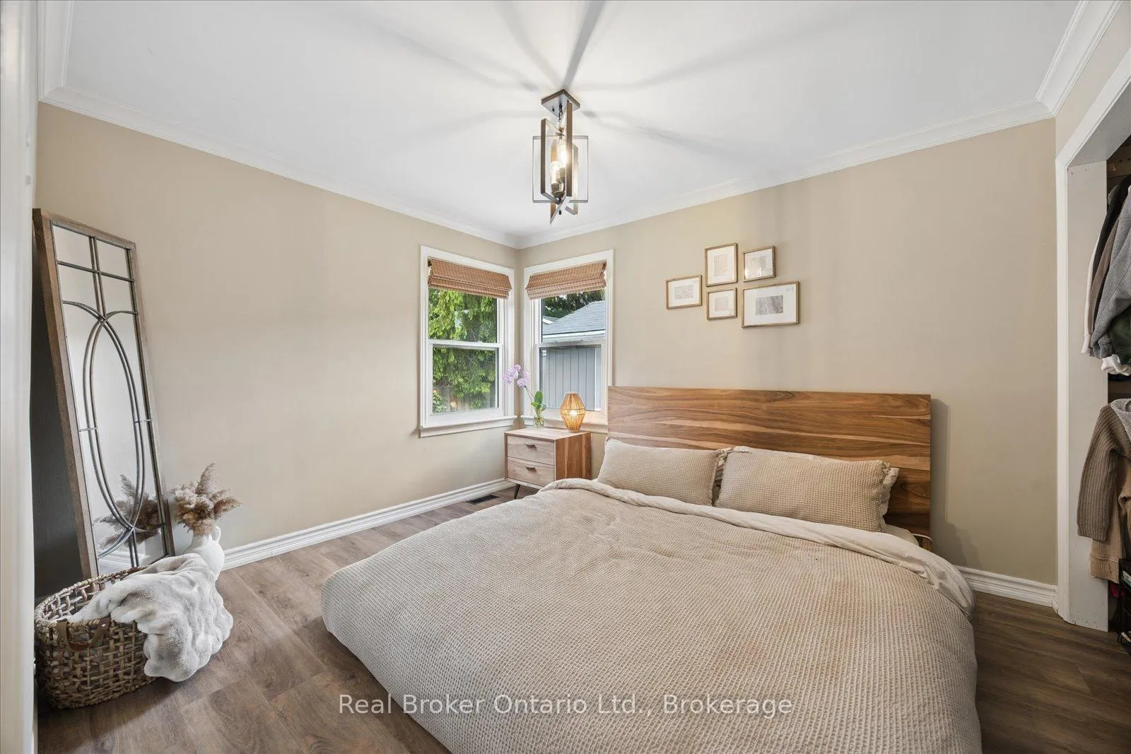 Photo 25 of 212 Mill Street N, Clarington, Newcastle — HOMEH