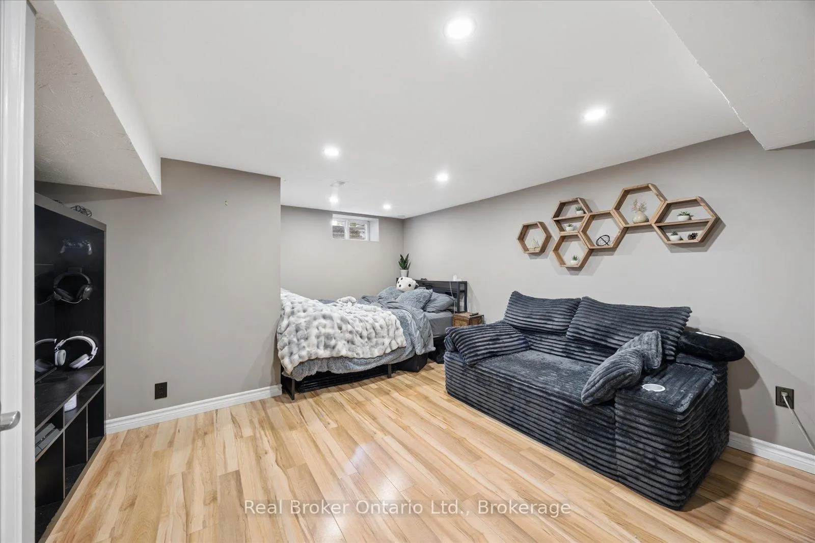 Photo 31 of 212 Mill Street N, Clarington, Newcastle — HOMEH