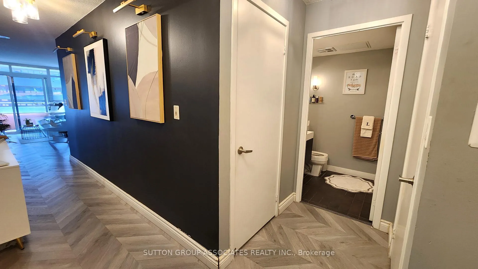 Photo 3 of Unit 1012, 4K Spadina Avenue, Toronto, Waterfront Communities — HOMEH