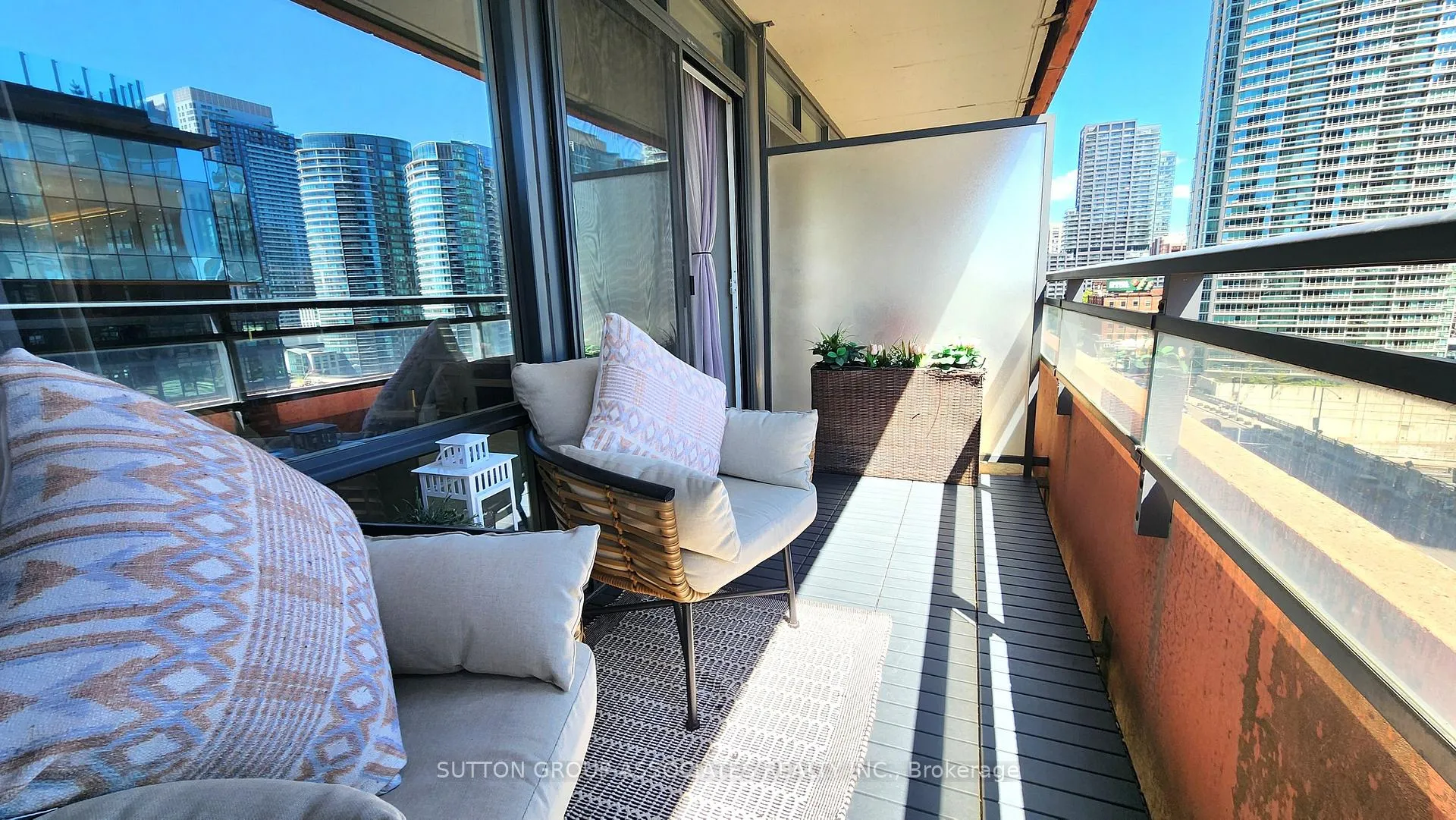 Photo 14 of Unit 1012, 4K Spadina Avenue, Toronto, Waterfront Communities — HOMEH