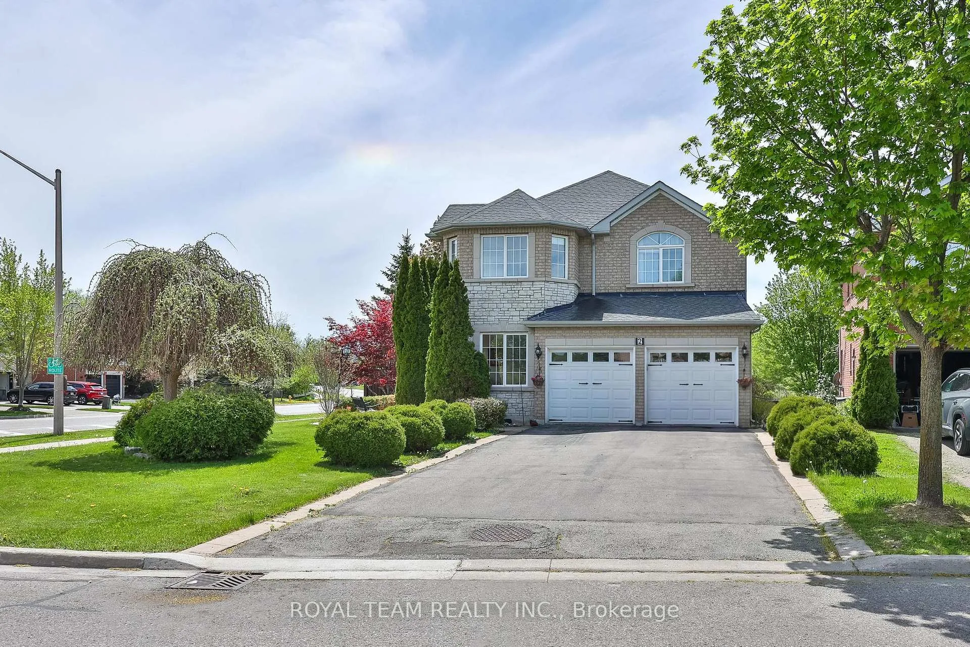 Photo 1 of 2 Sandway Crescent, Vaughan, Maple — HOMEH