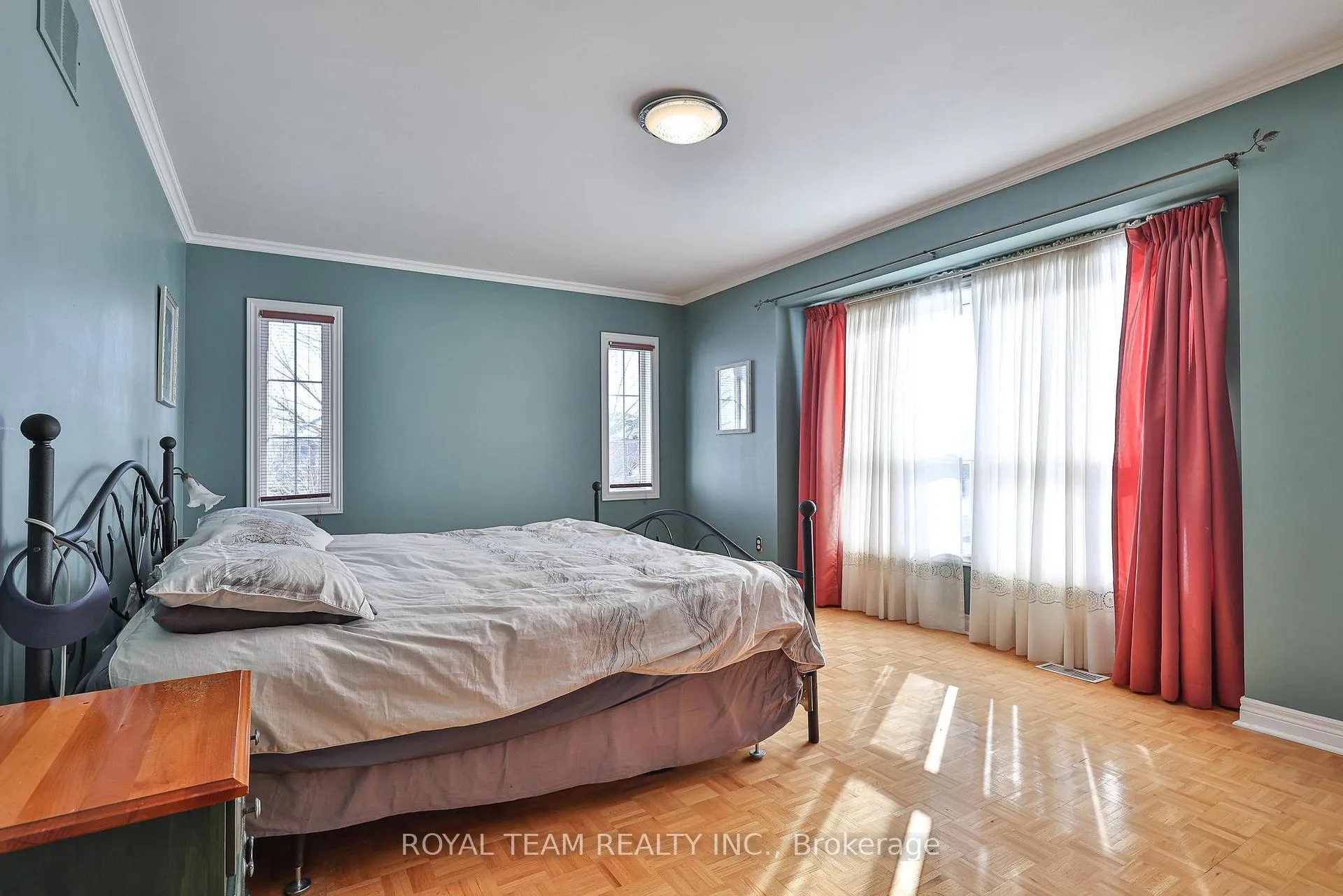 Photo 14 of 2 Sandway Crescent, Vaughan, Maple — HOMEH