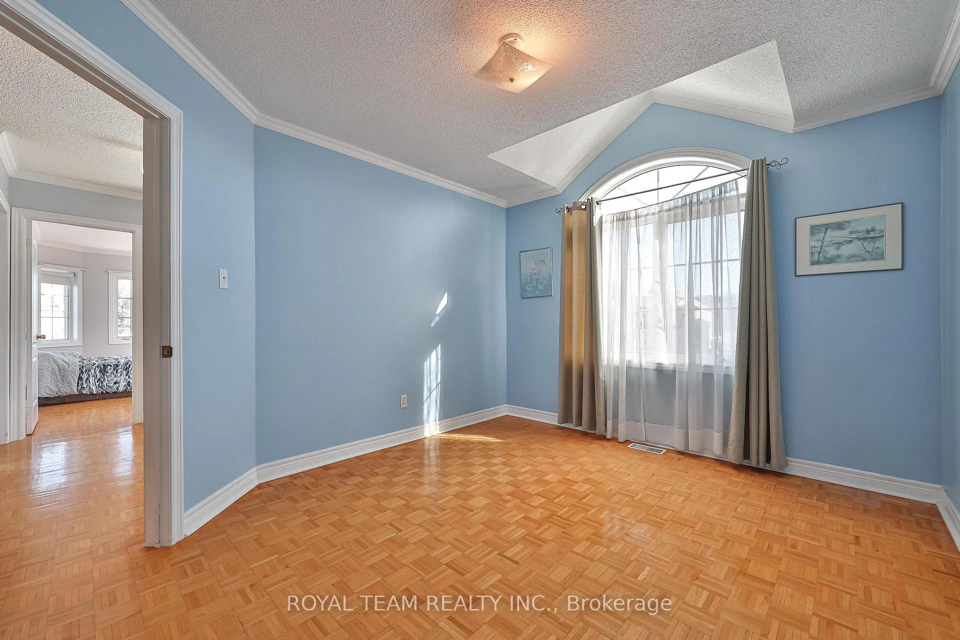 Photo 22 of 2 Sandway Crescent, Vaughan, Maple — HOMEH