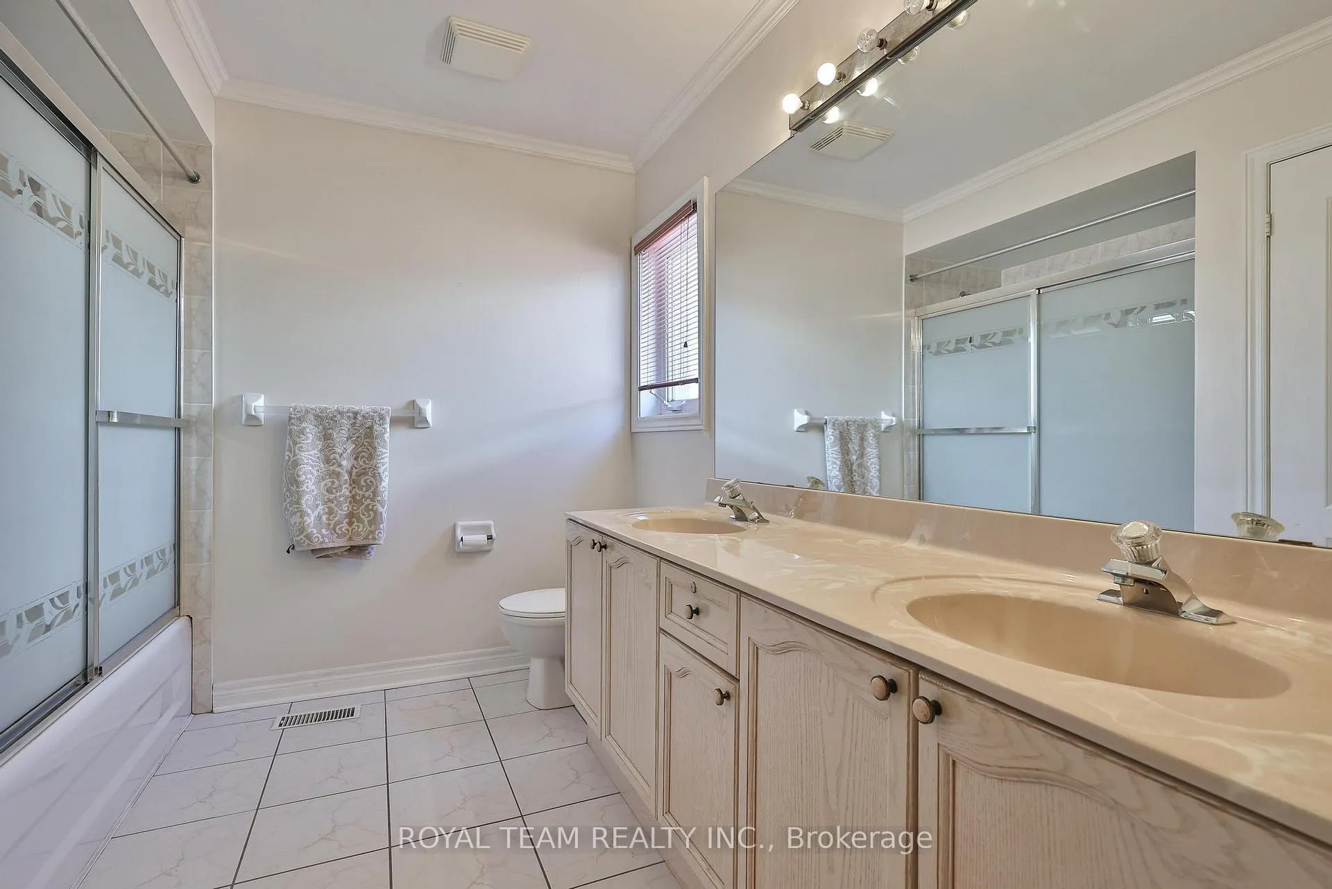 Photo 23 of 2 Sandway Crescent, Vaughan, Maple — HOMEH