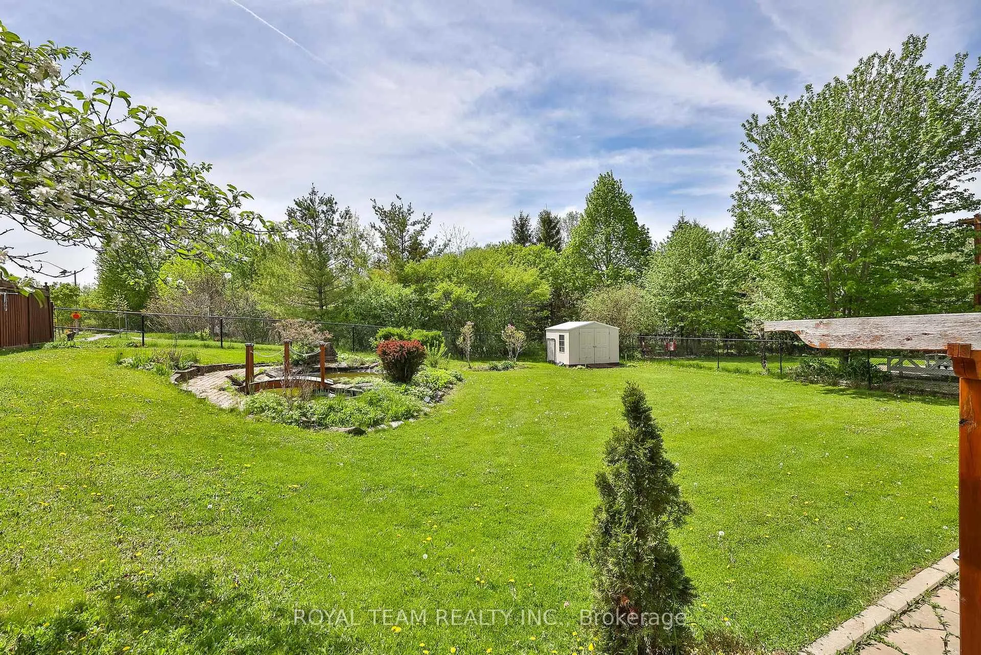 Photo 42 of 2 Sandway Crescent, Vaughan, Maple — HOMEH