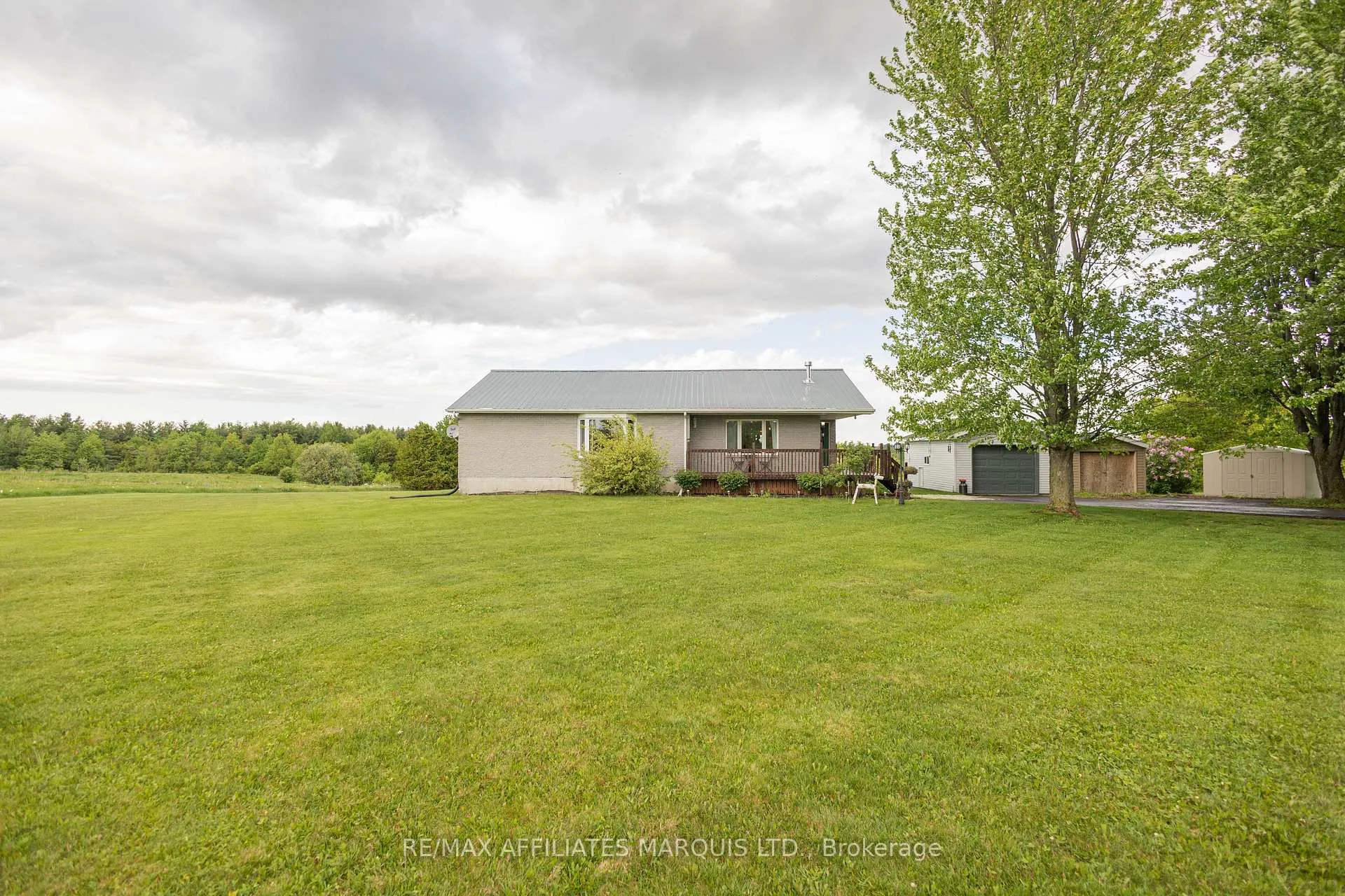 Photo 3 of 16825 County Rd 15, North Stormont, North Stormont (Roxborough) Twp — HOMEH