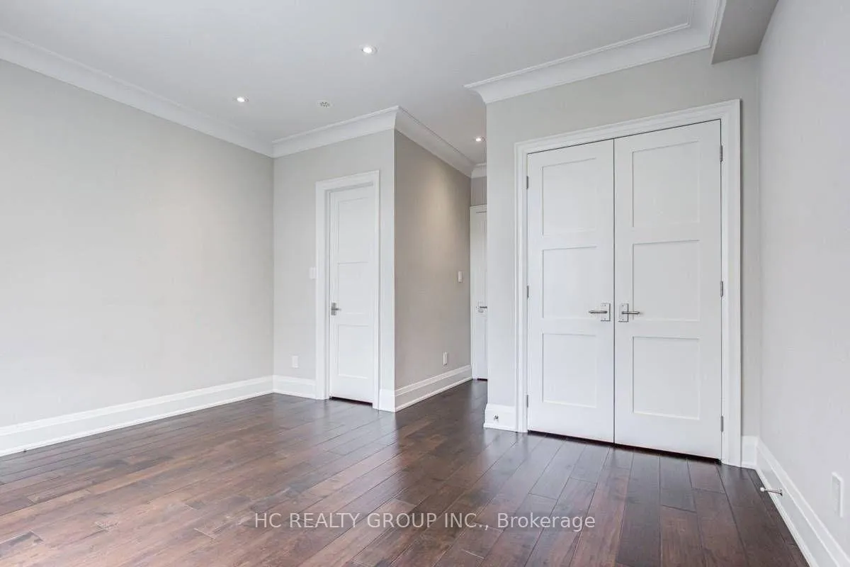Photo 12 of 51A Burnaby Boulevard, Toronto, Yonge-Eglinton — HOMEH
