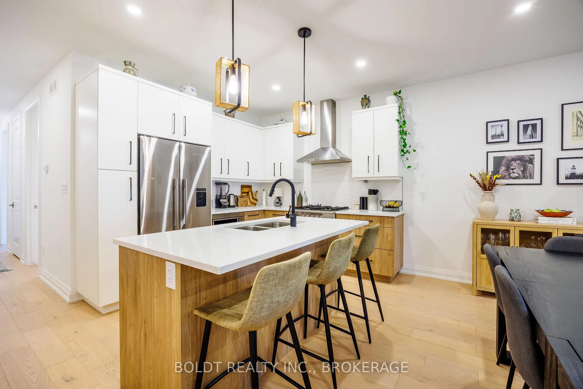 Photo 5 of Unit 10, 205 St Davids Road, Thorold, Confederation Heights — HOMEH