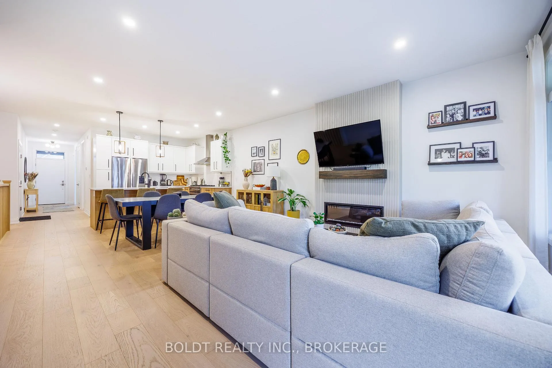 Photo 7 of Unit 10, 205 St Davids Road, Thorold, Confederation Heights — HOMEH