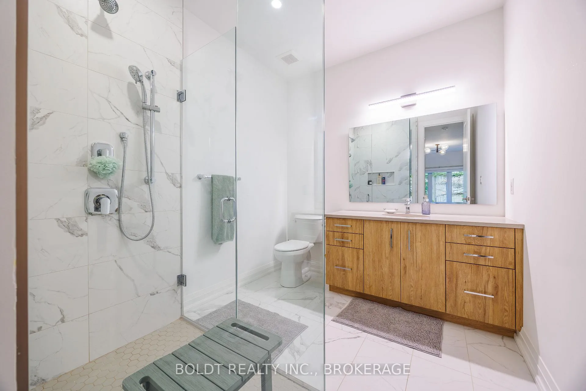 Photo 10 of Unit 10, 205 St Davids Road, Thorold, Confederation Heights — HOMEH