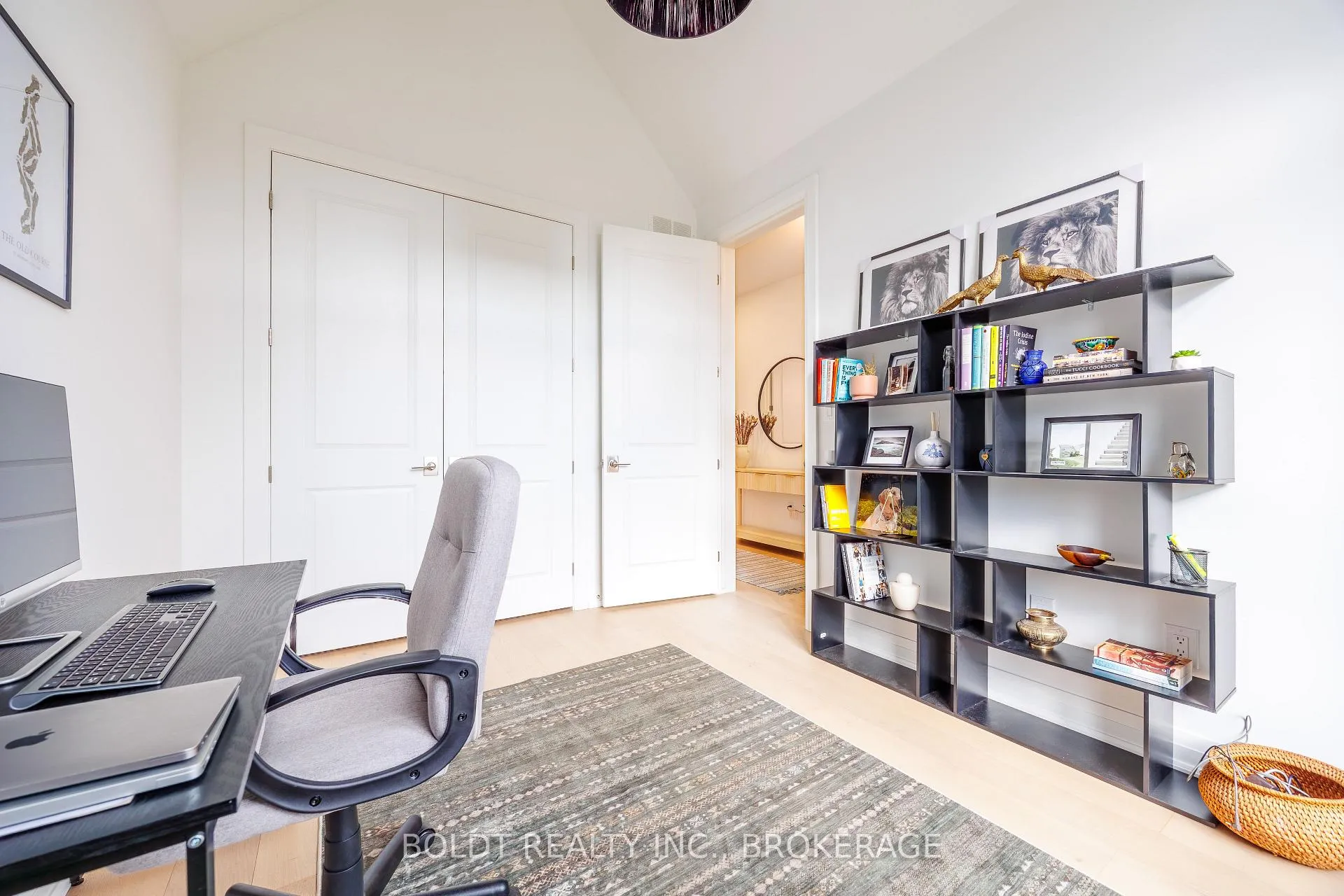 Photo 13 of Unit 10, 205 St Davids Road, Thorold, Confederation Heights — HOMEH