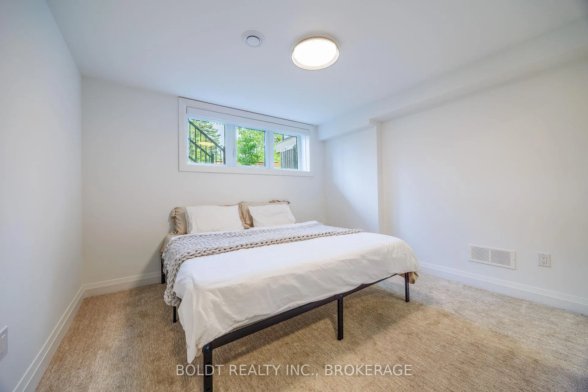 Photo 18 of Unit 10, 205 St Davids Road, Thorold, Confederation Heights — HOMEH