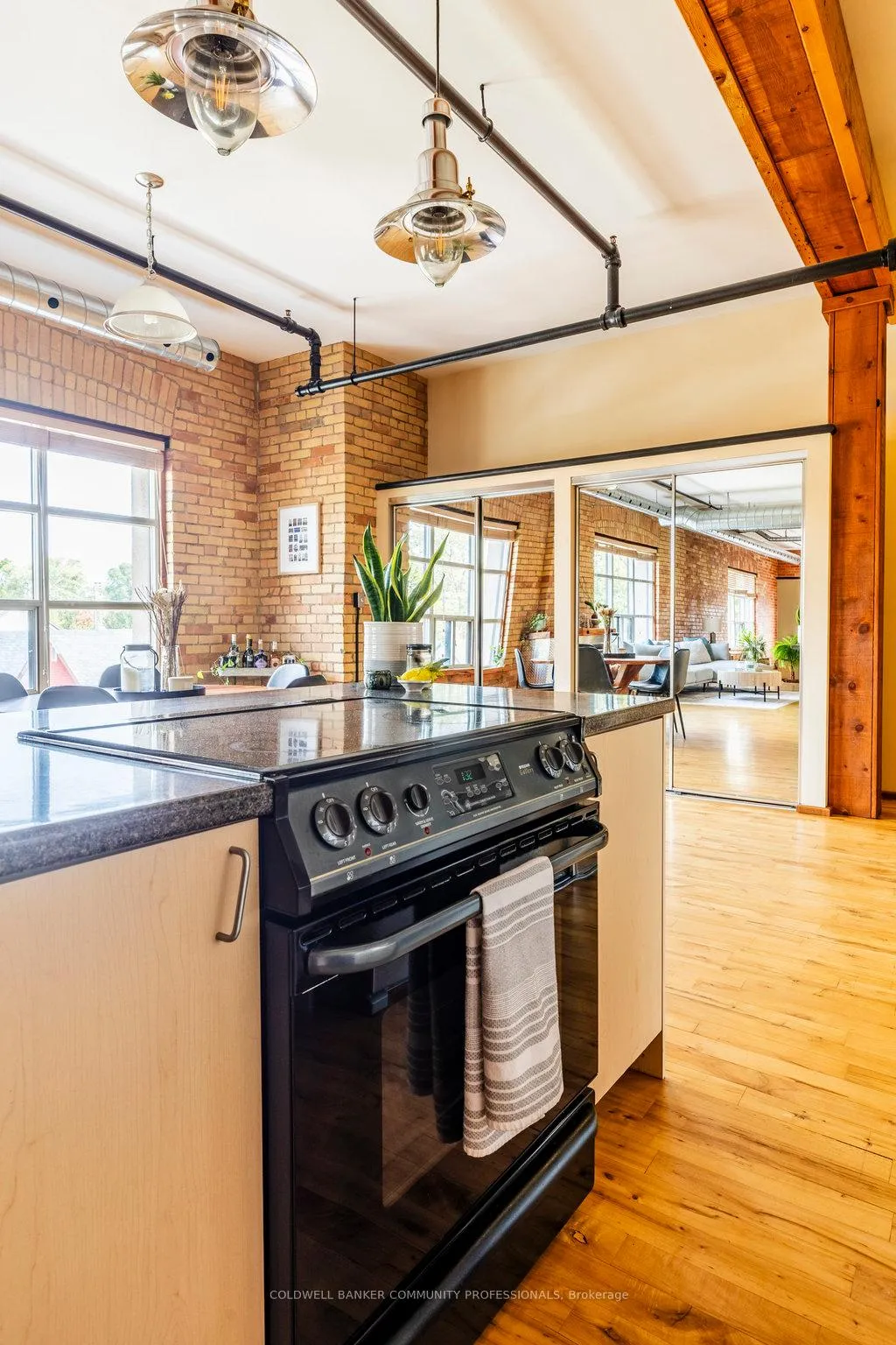 Photo 13 of Unit 44, 36 Margaret Street, Hamilton, Strathcona — HOMEH