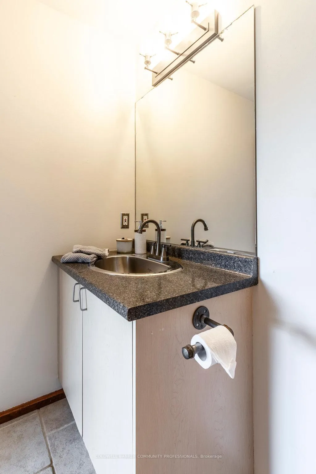Photo 40 of Unit 44, 36 Margaret Street, Hamilton, Strathcona — HOMEH