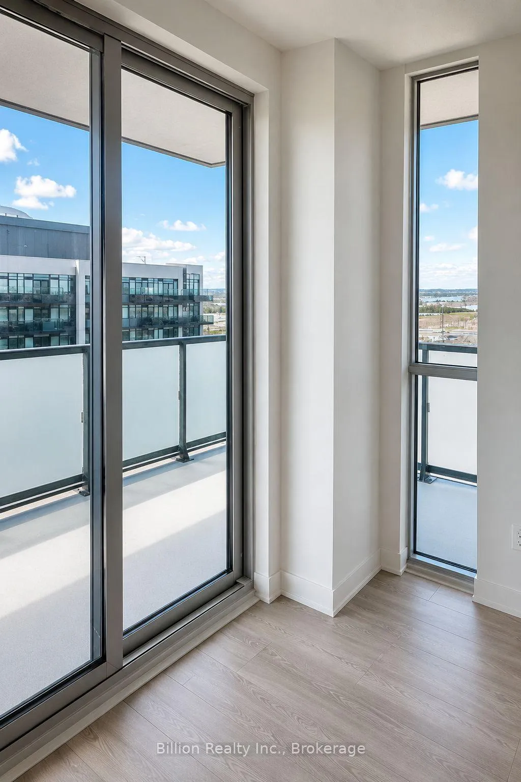 Photo 13 of Unit 2616, 2545 Simcoe Street N, Oshawa, Windfields — HOMEH
