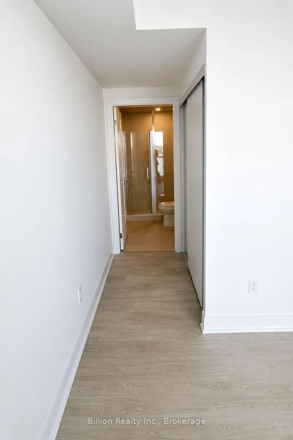 Photo 14 of Unit 2616, 2545 Simcoe Street N, Oshawa, Windfields — HOMEH