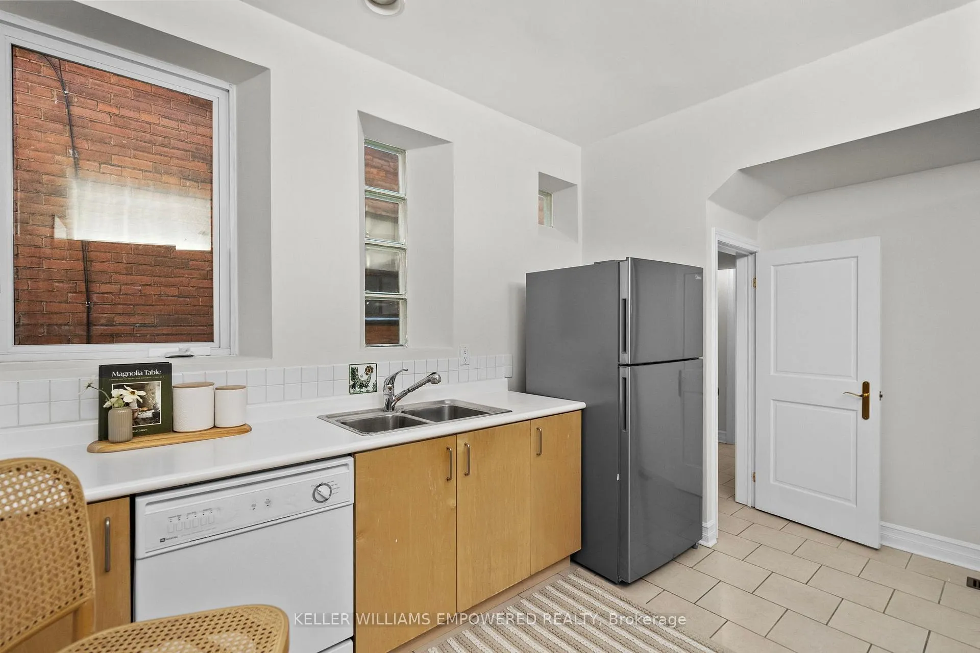 Photo 9 of 865 Bathurst Street, Toronto, The Annex — HOMEH