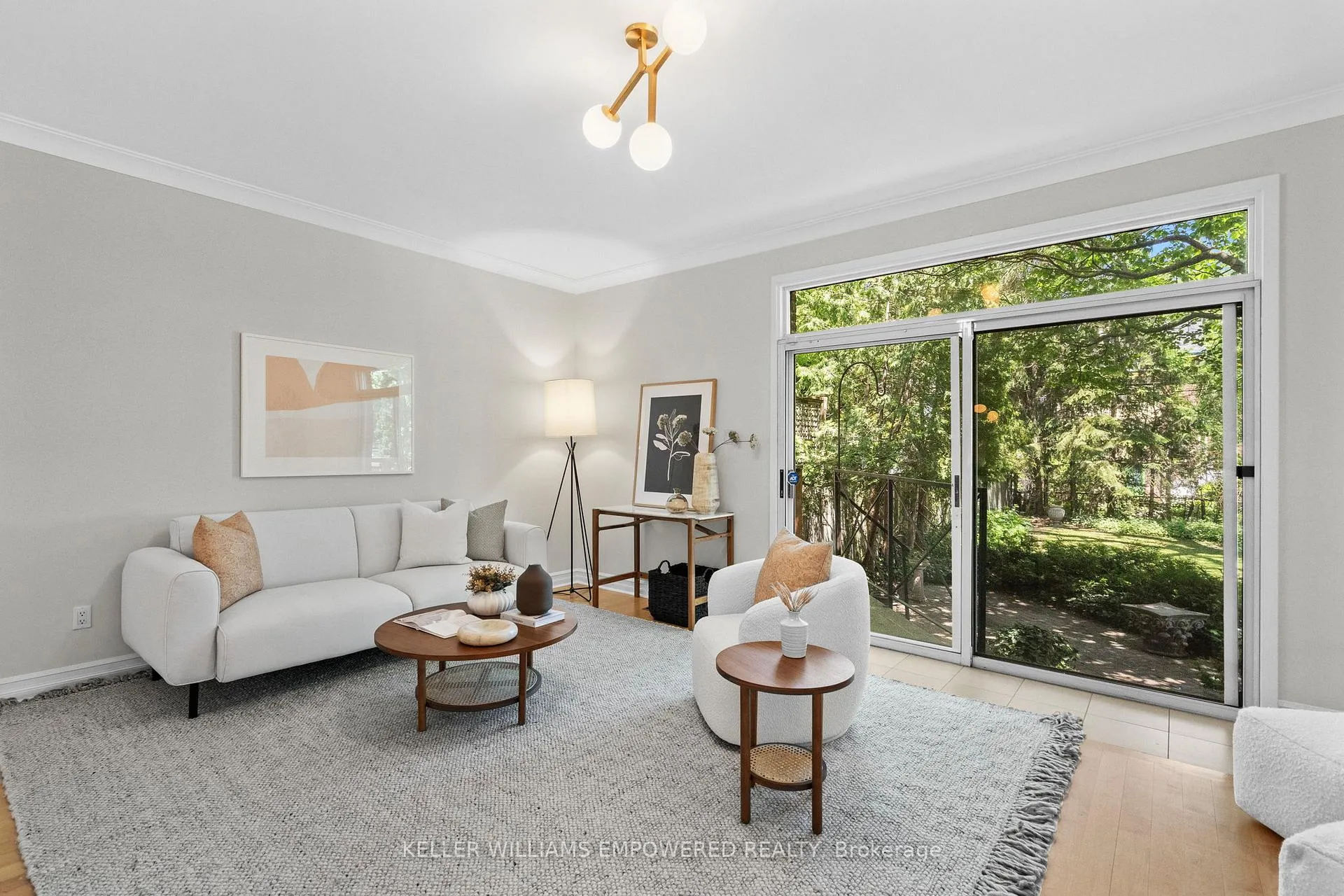 Photo 10 of 865 Bathurst Street, Toronto, The Annex — HOMEH