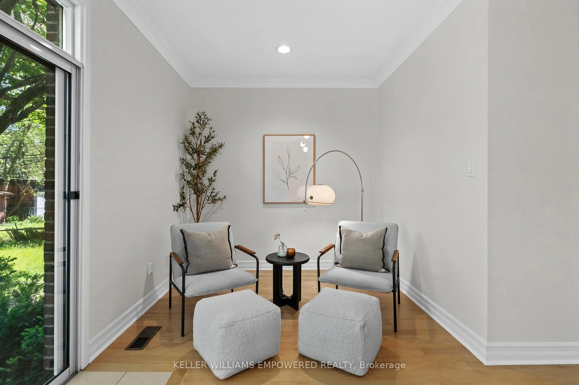 Photo 13 of 865 Bathurst Street, Toronto, The Annex — HOMEH