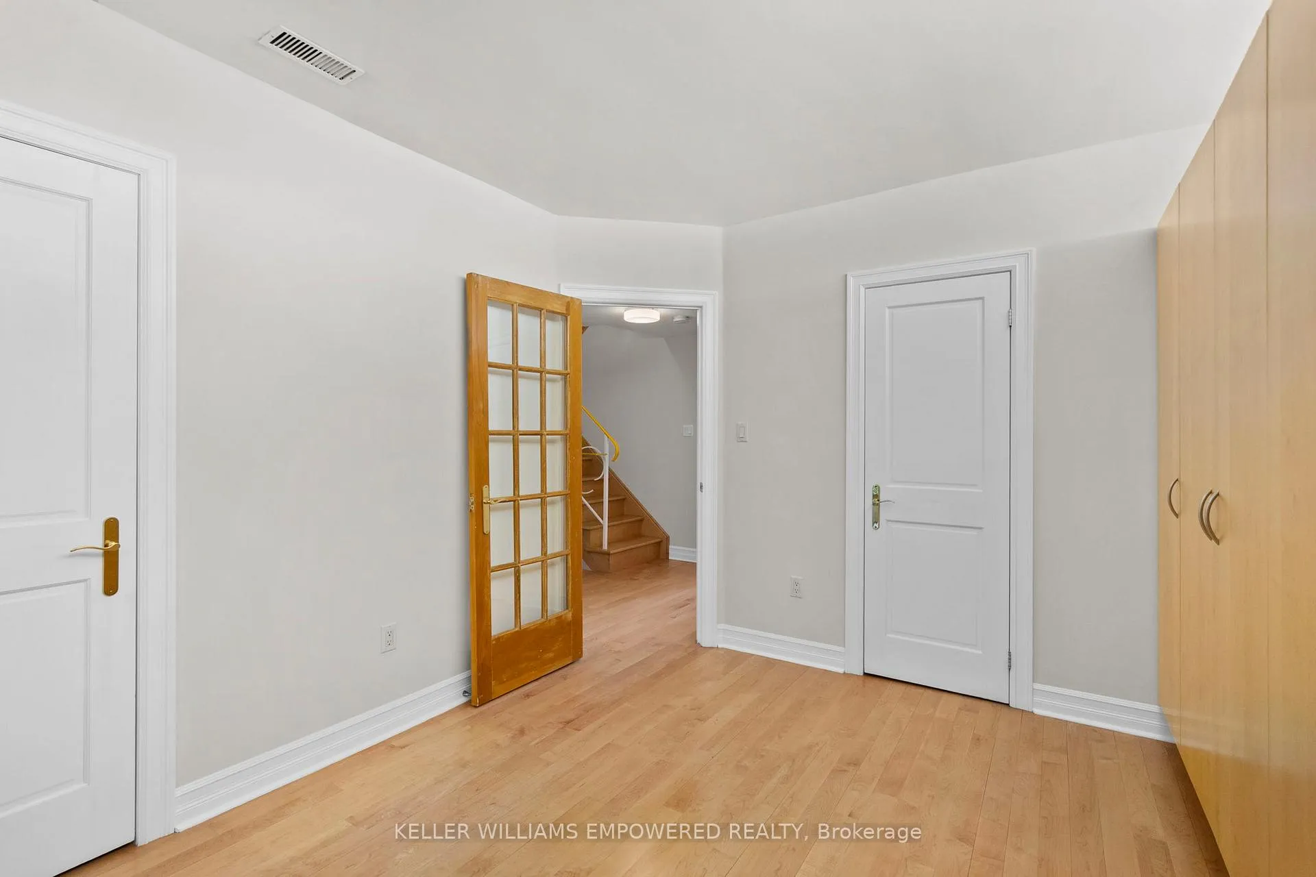 Photo 16 of 865 Bathurst Street, Toronto, The Annex — HOMEH