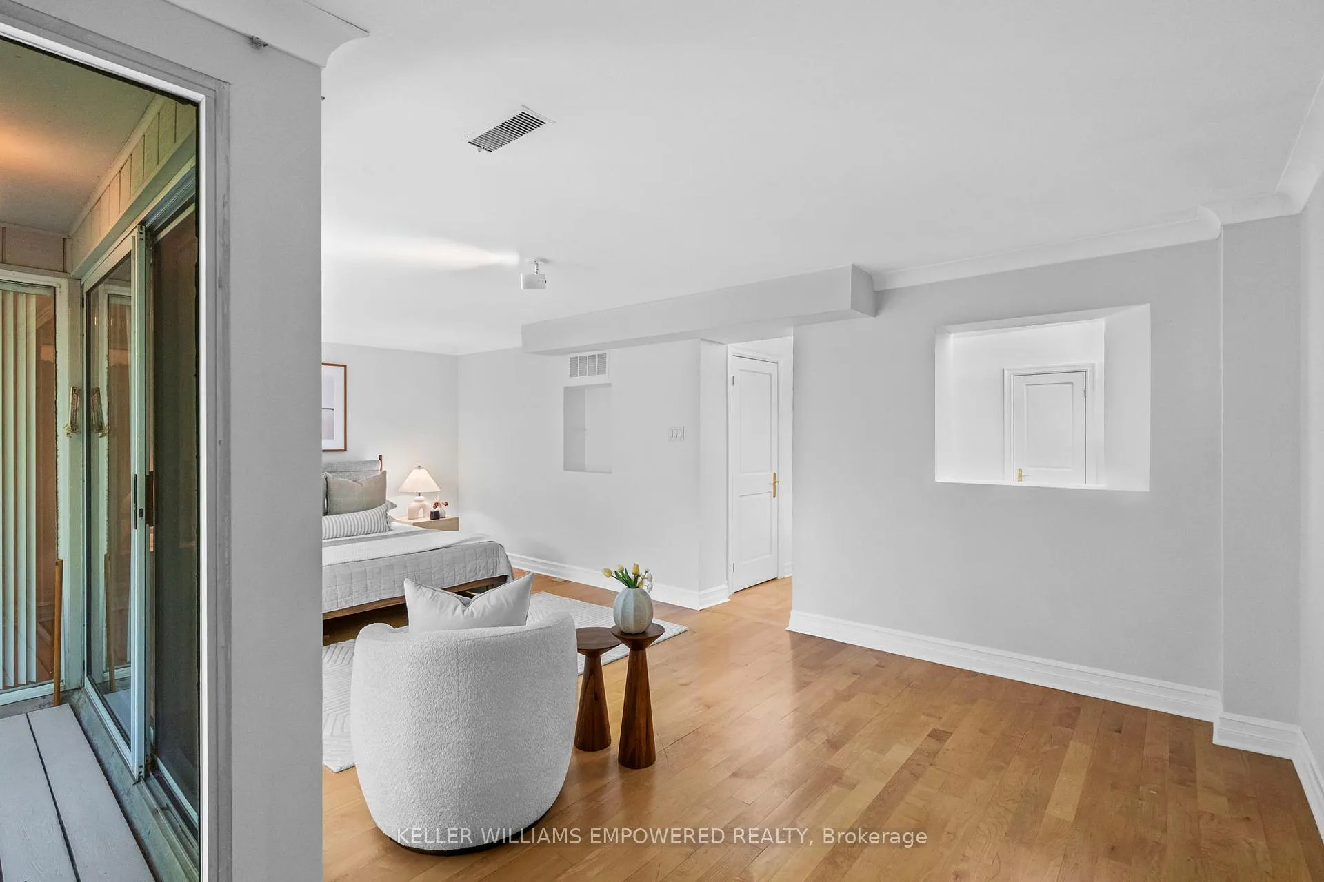 Photo 19 of 865 Bathurst Street, Toronto, The Annex — HOMEH