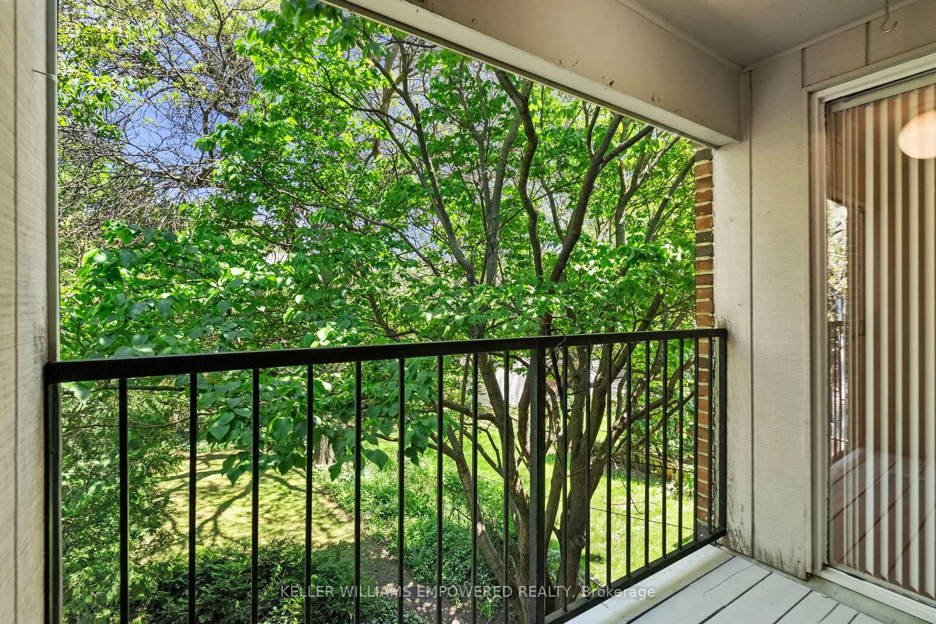 Photo 20 of 865 Bathurst Street, Toronto, The Annex — HOMEH
