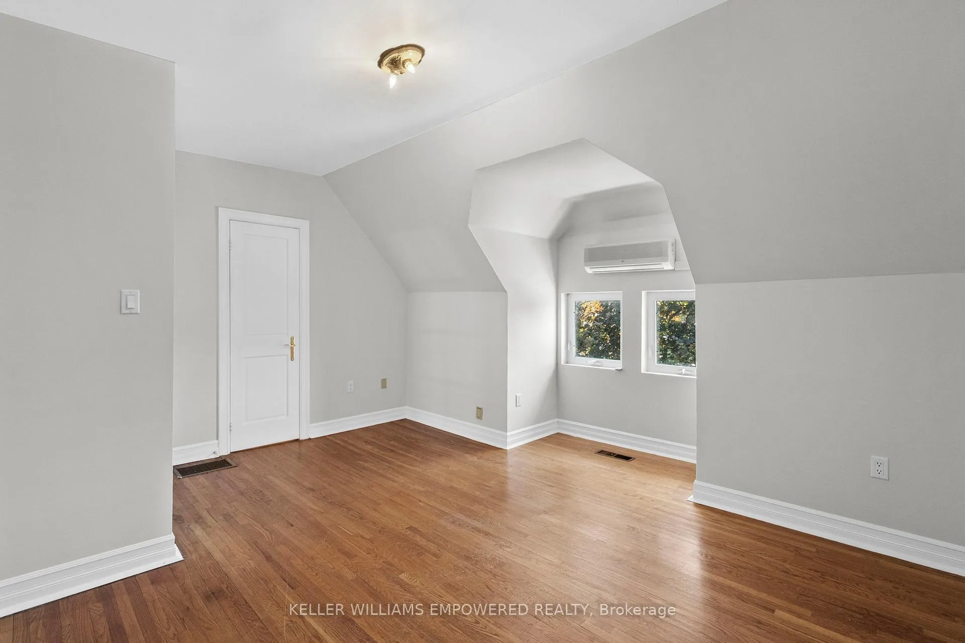 Photo 34 of 865 Bathurst Street, Toronto, The Annex — HOMEH