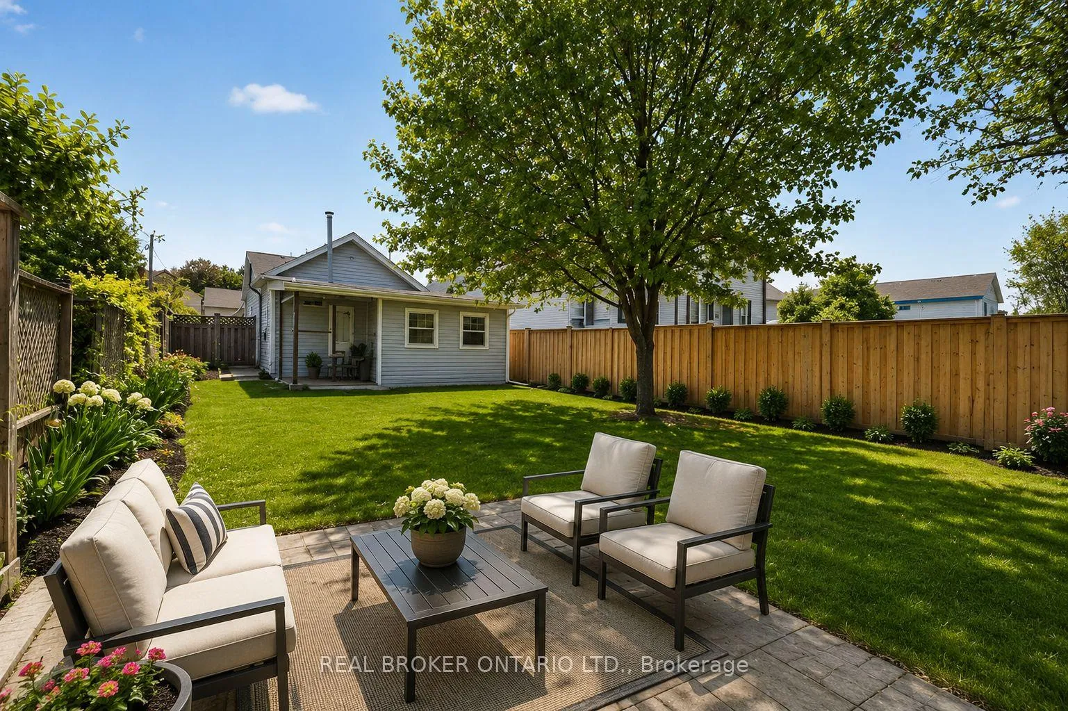 Photo 12 of 70 Poulette Street, Hamilton, Kirkendall — HOMEH