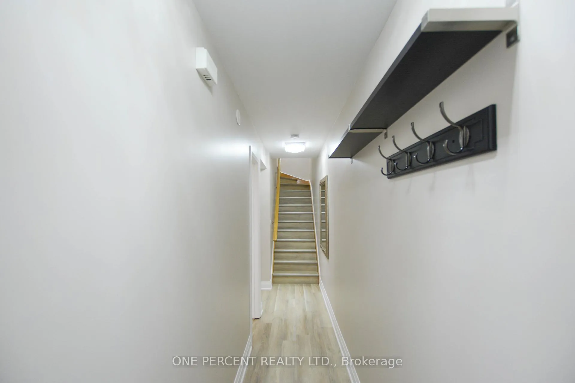 Photo 5 of Unit 201, 320 John Street, Markham, Aileen-Willowbrook — HOMEH