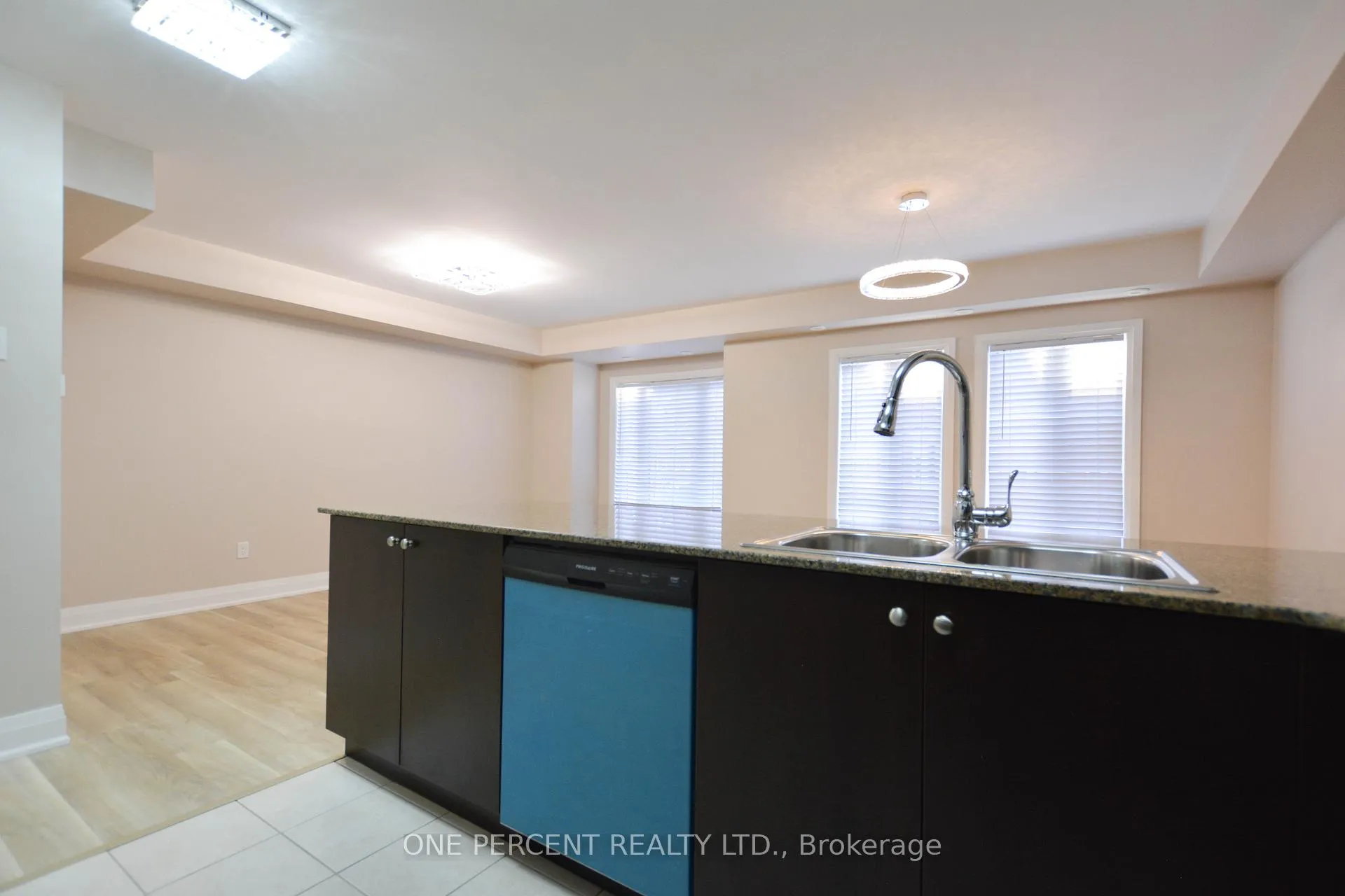 Photo 11 of Unit 201, 320 John Street, Markham, Aileen-Willowbrook — HOMEH