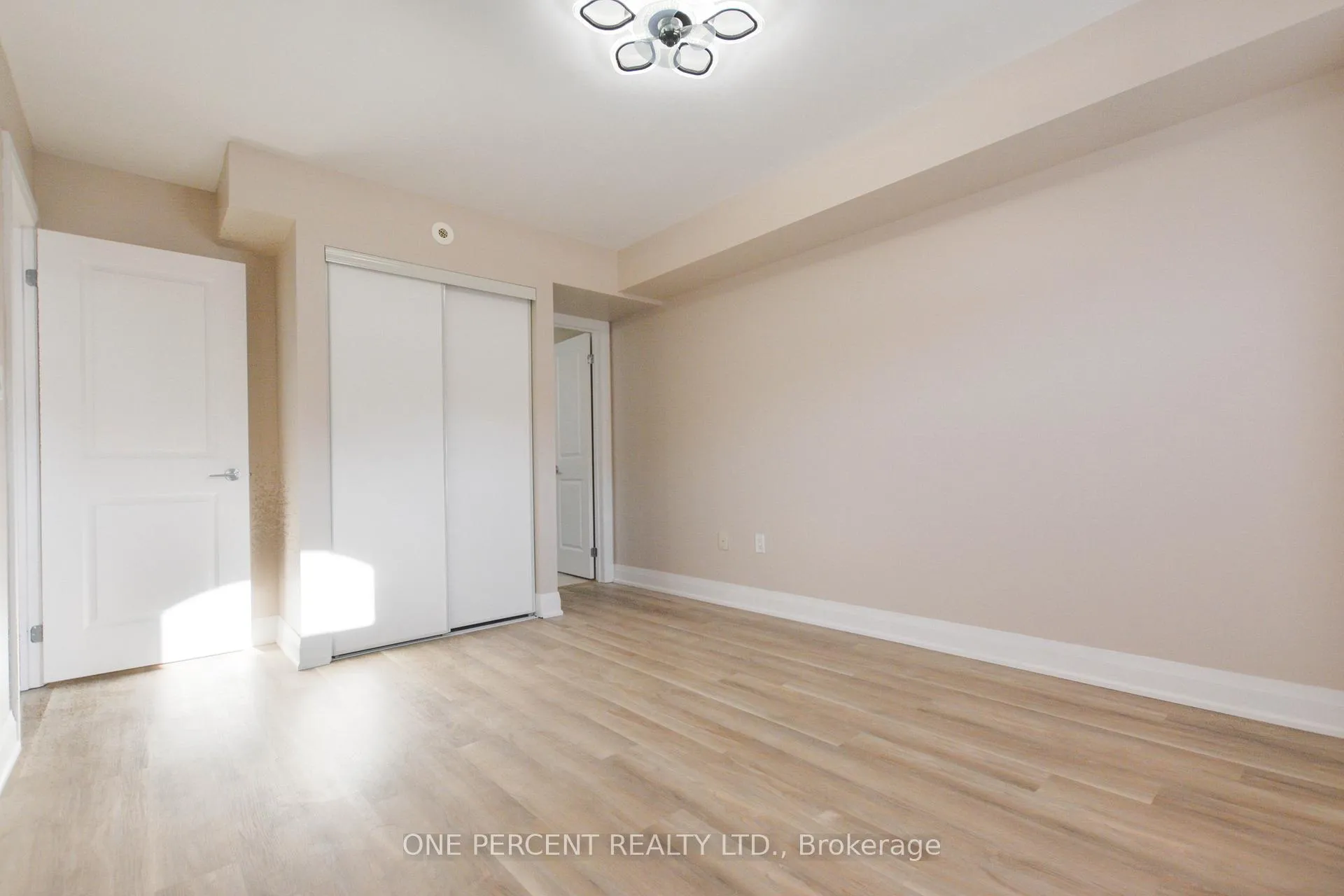 Photo 18 of Unit 201, 320 John Street, Markham, Aileen-Willowbrook — HOMEH