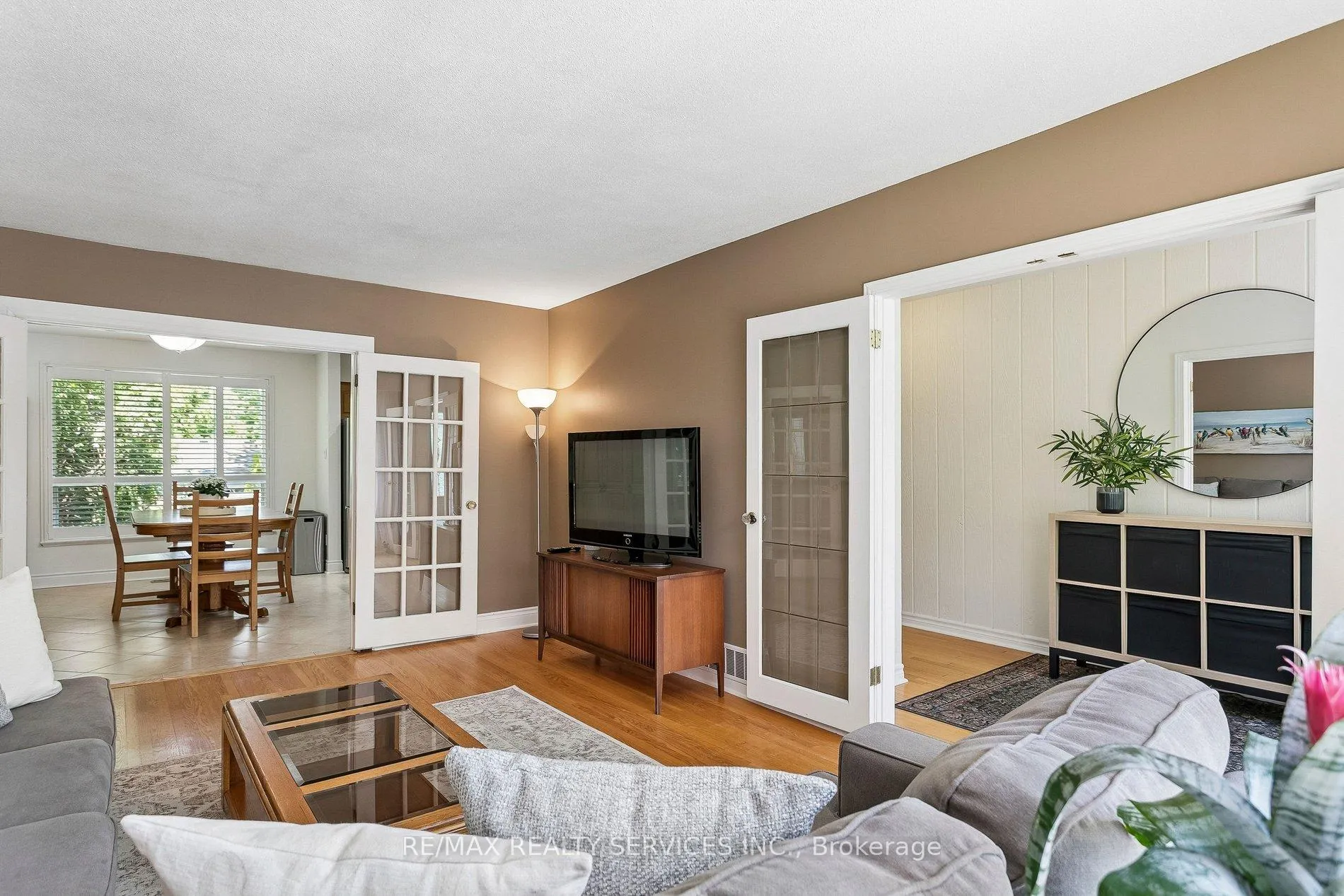 Photo 11 of 42 Watson Crescent, Brampton, Brampton East — HOMEH