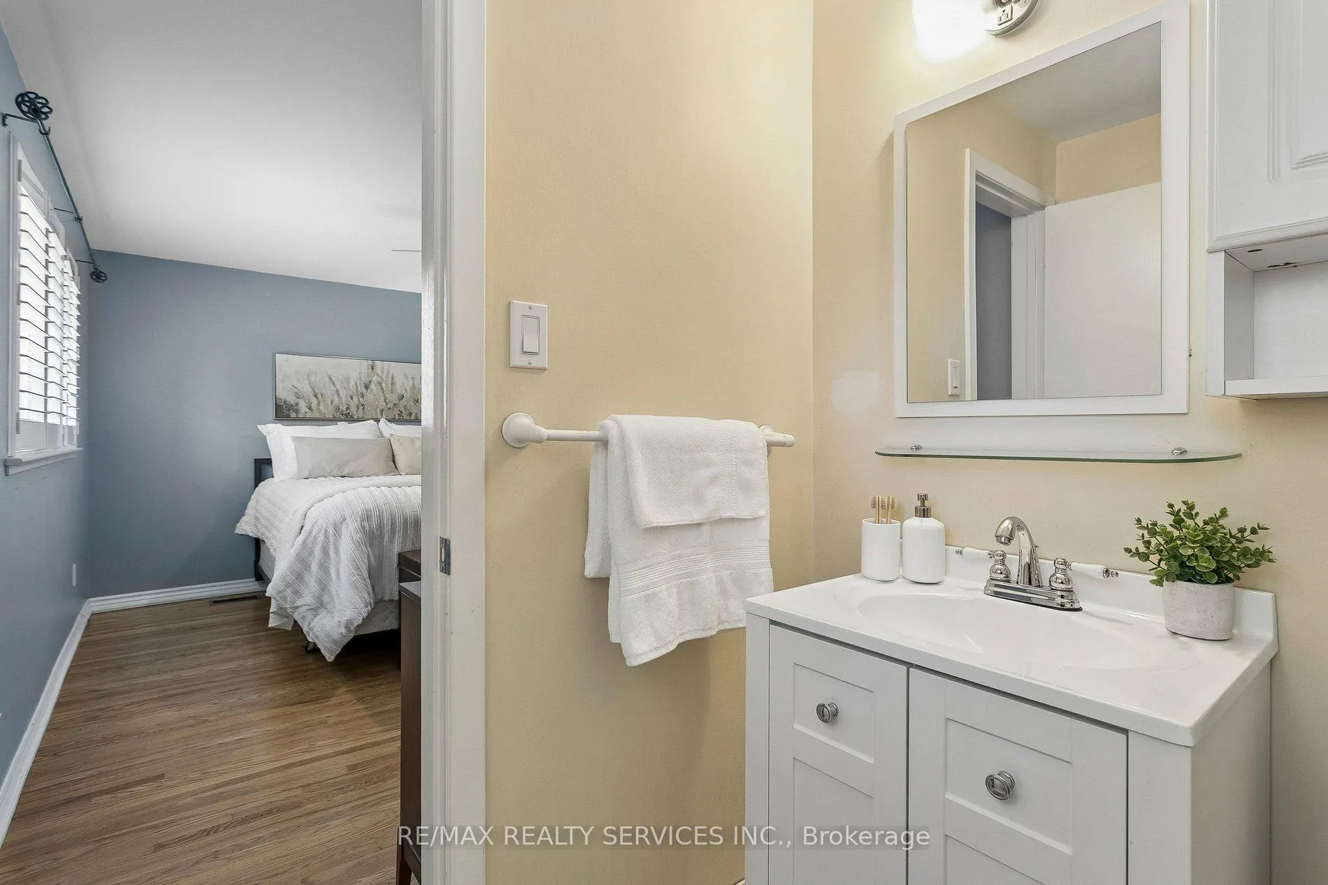 Photo 31 of 42 Watson Crescent, Brampton, Brampton East — HOMEH