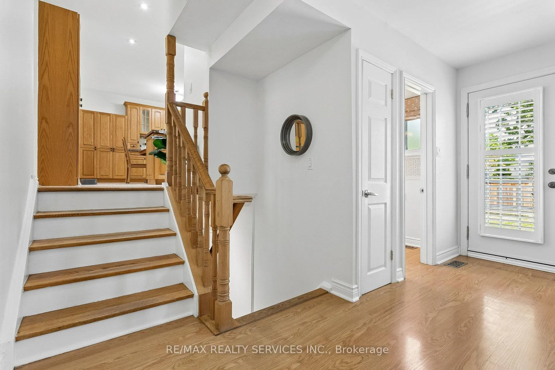 Photo 33 of 42 Watson Crescent, Brampton, Brampton East — HOMEH