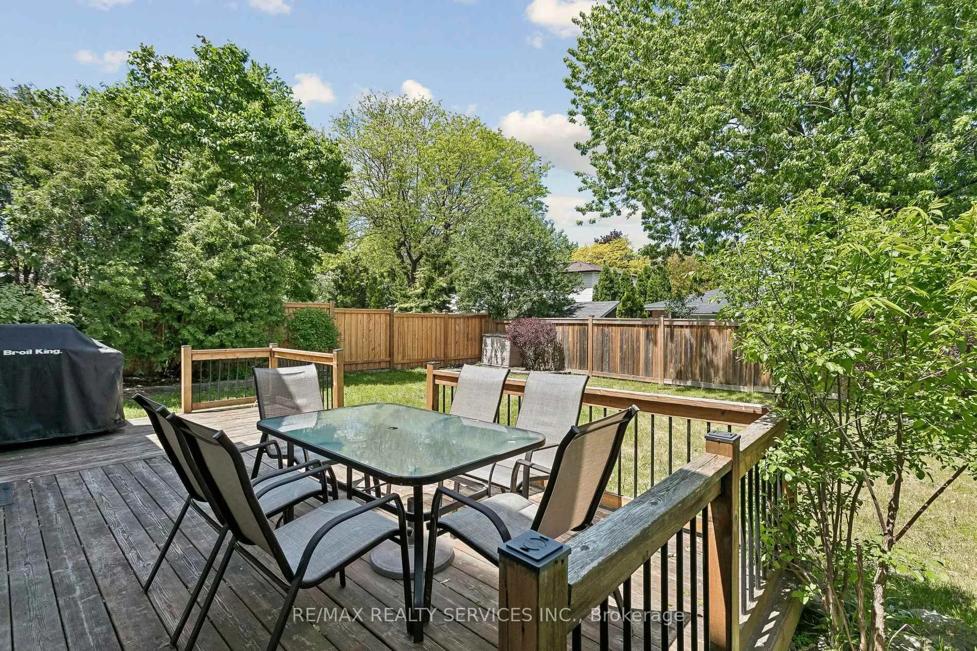 Photo 44 of 42 Watson Crescent, Brampton, Brampton East — HOMEH