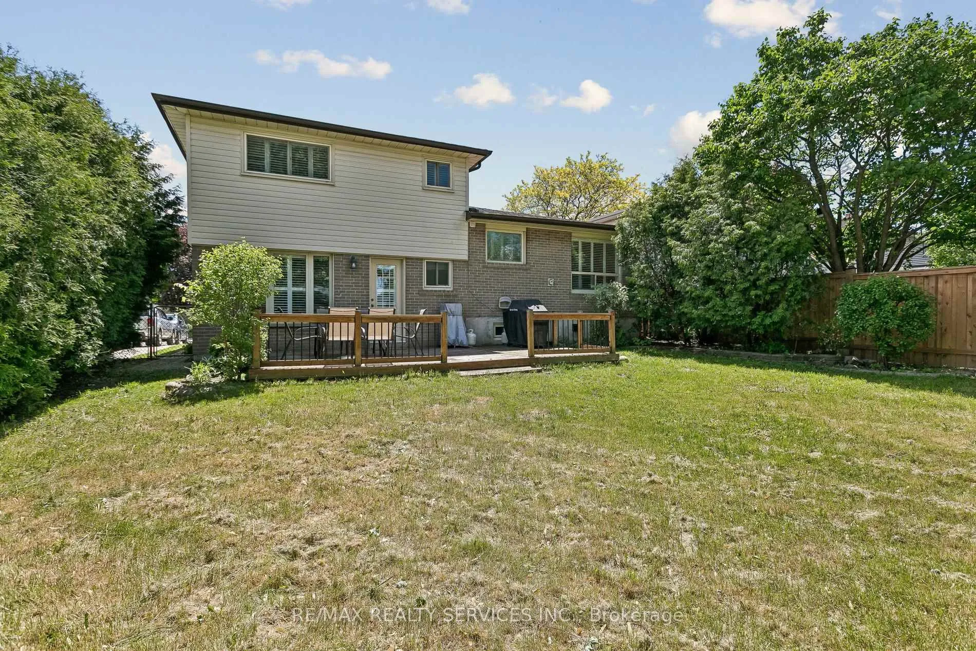 Photo 45 of 42 Watson Crescent, Brampton, Brampton East — HOMEH