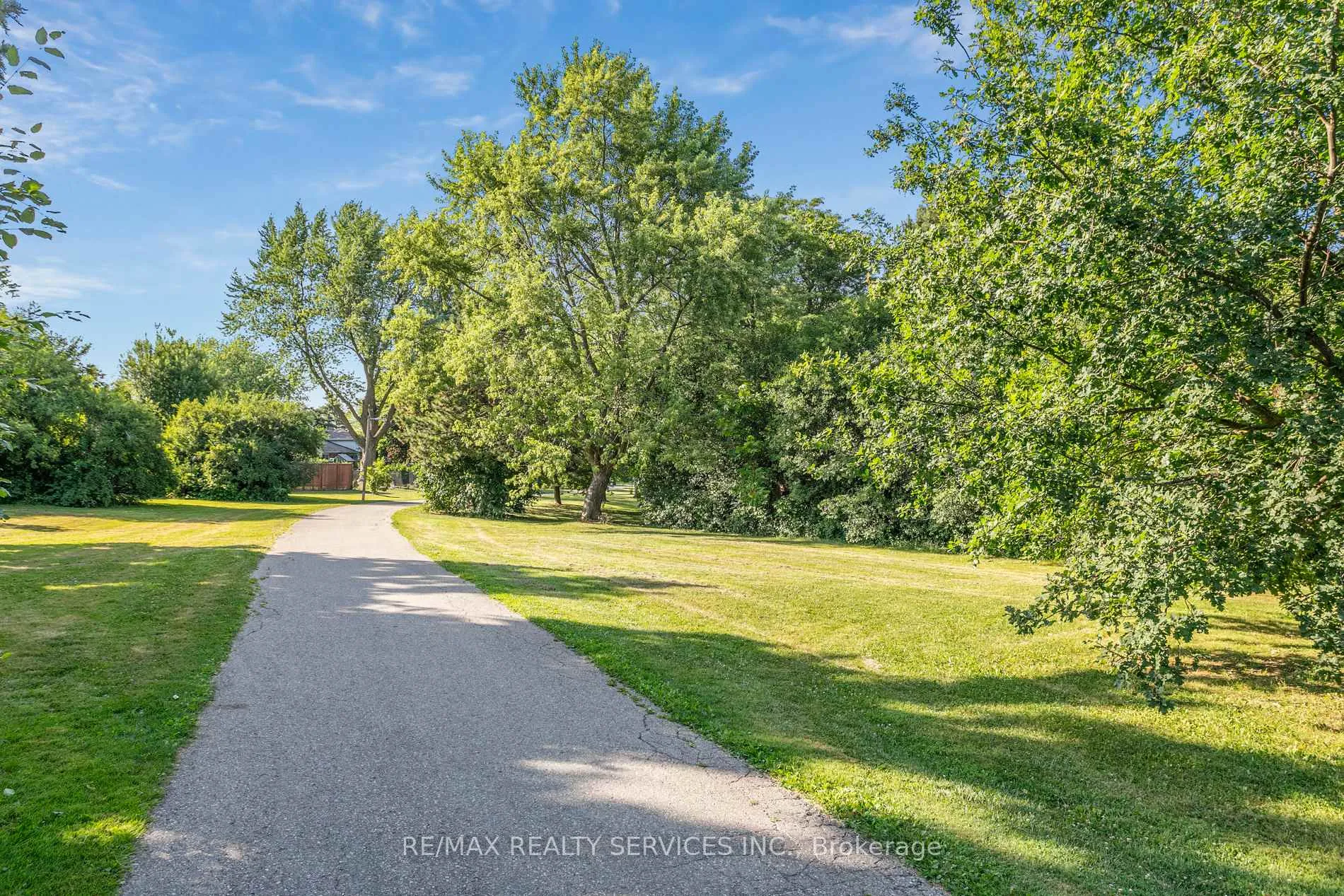 Photo 49 of 42 Watson Crescent, Brampton, Brampton East — HOMEH
