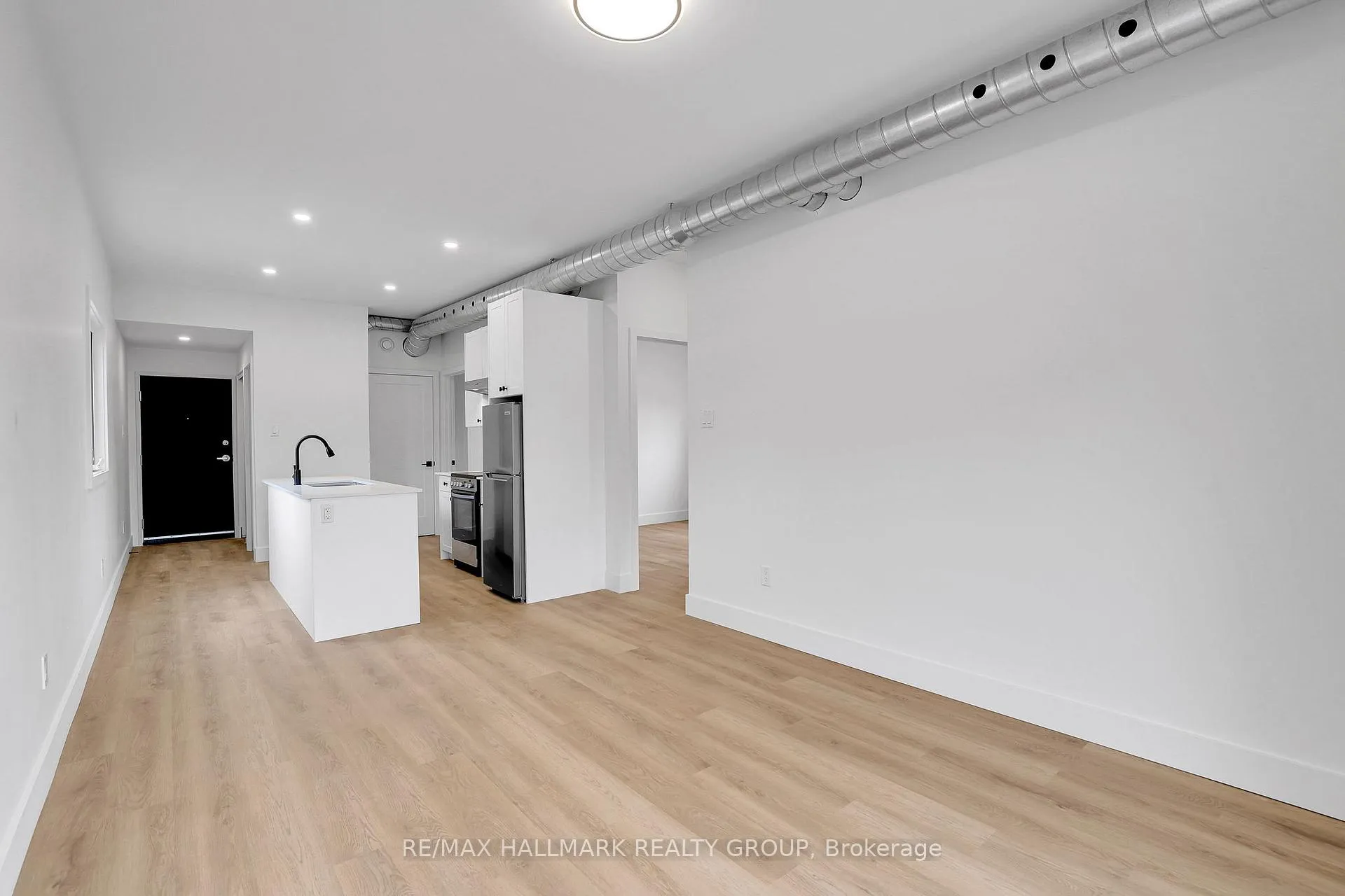 Photo 10 of Unit 5, 109 Russell Avenue, Ottawa, Sandy Hill — HOMEH