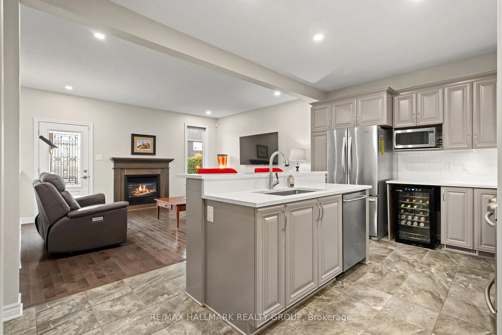 Photo 16 of 321 Hepatica Way, Ottawa, Avalon West — HOMEH