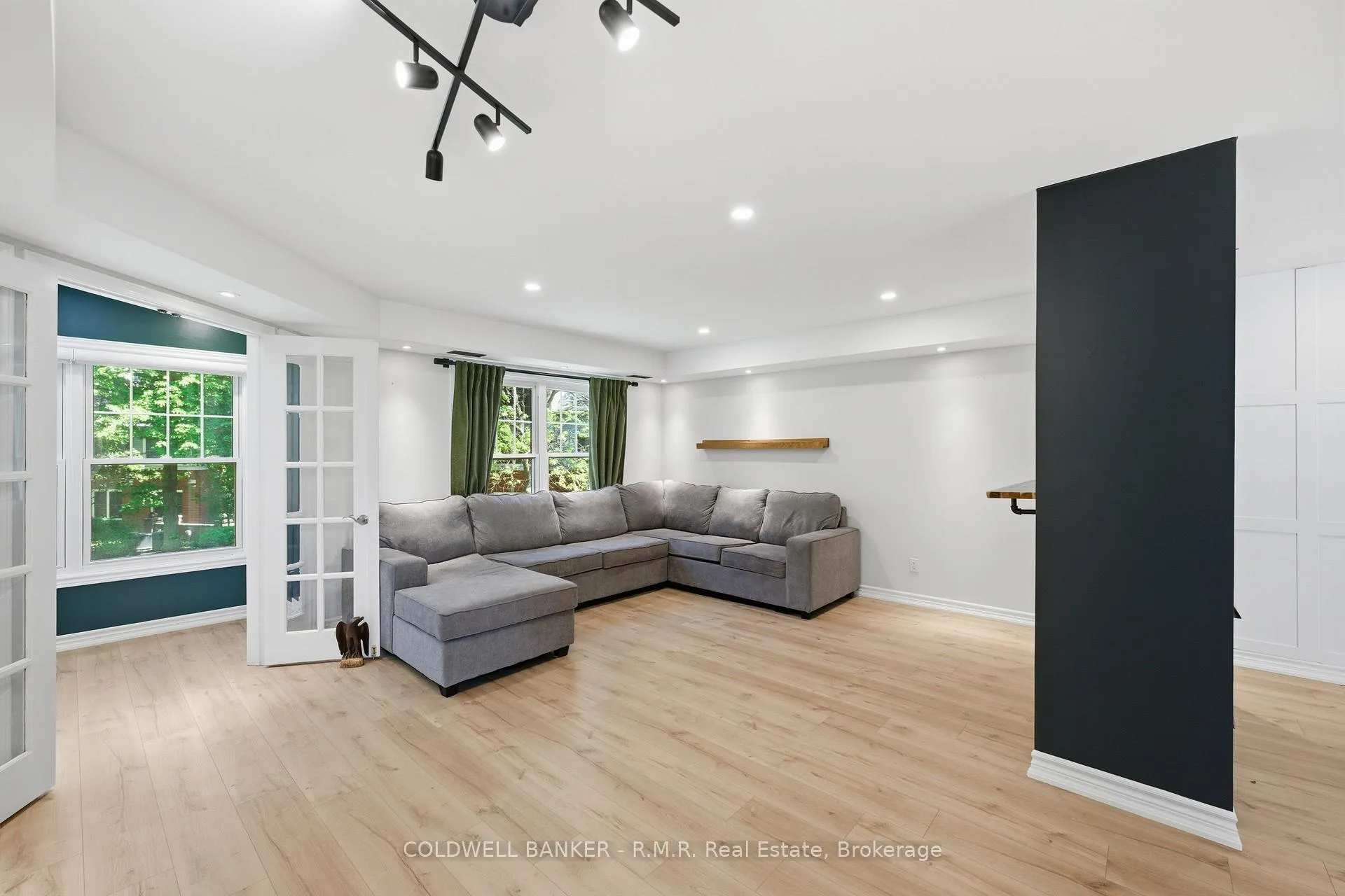 Photo 2 of Unit #27, C12-1655 Nash Road, Clarington, Courtice — HOMEH