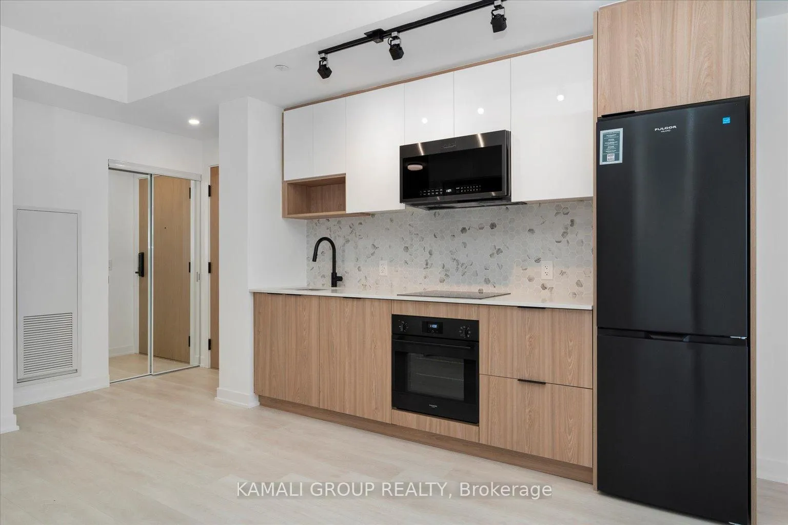 Photo 4 of Unit 3213, 5 Defries Street, Toronto, Regent Park — HOMEH