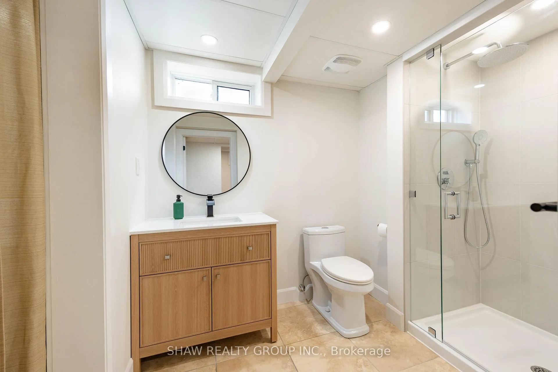 Photo 22 of 22 Charlotte Crescent, Kitchener — HOMEH