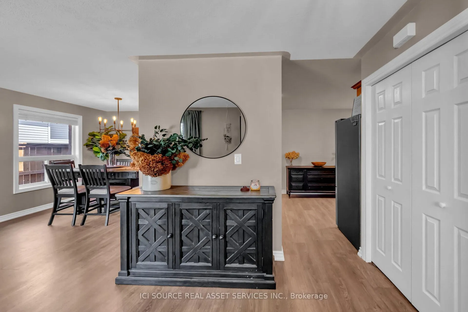 Photo 5 of 23 Carolinian Place, Chatham-Kent, Chatham — HOMEH