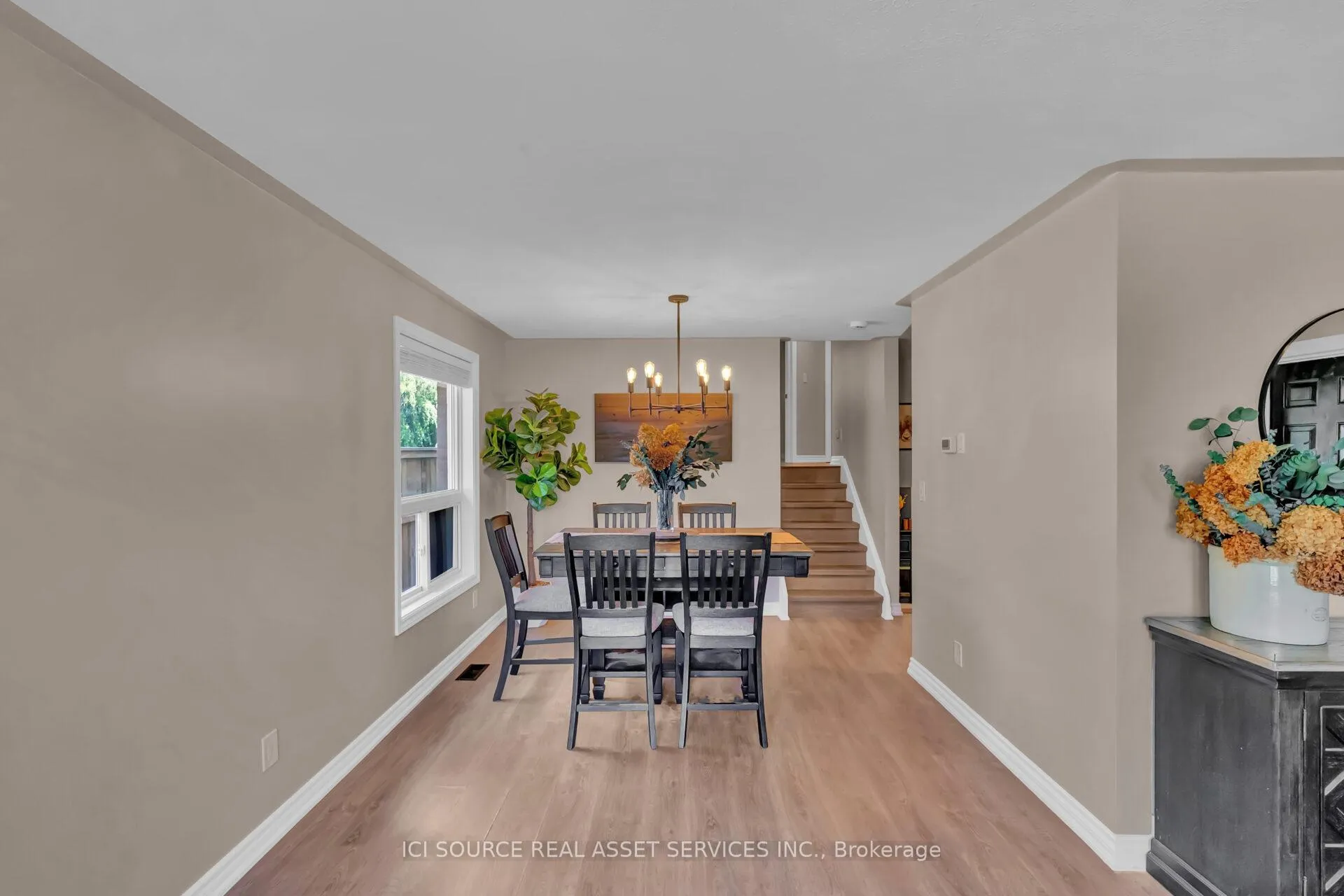 Photo 7 of 23 Carolinian Place, Chatham-Kent, Chatham — HOMEH