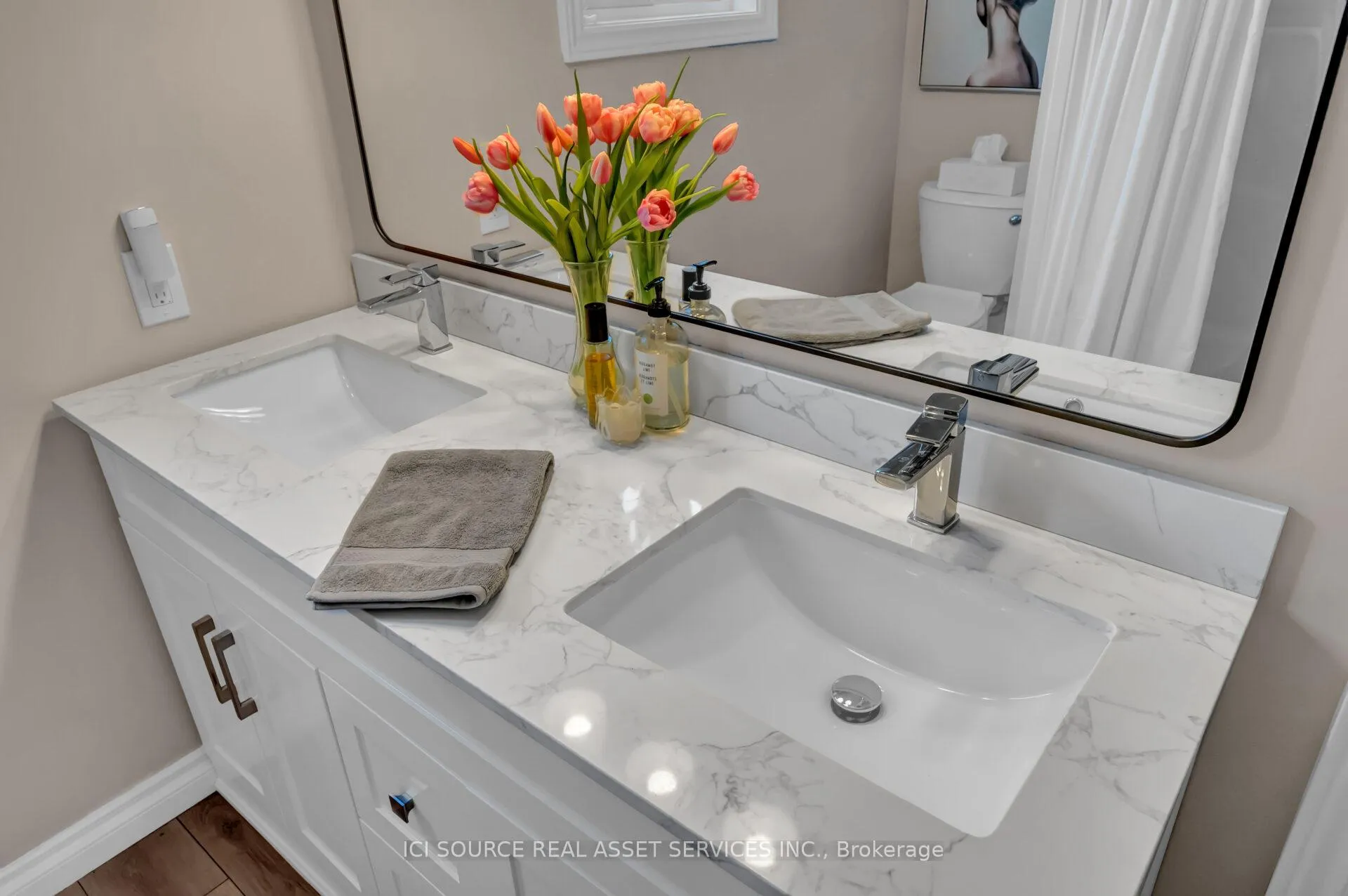 Photo 15 of 23 Carolinian Place, Chatham-Kent, Chatham — HOMEH