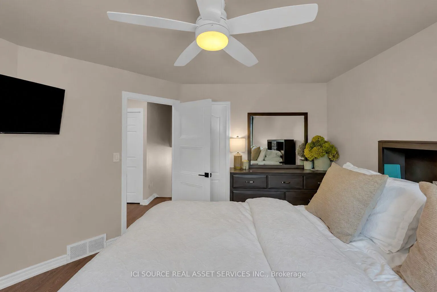 Photo 18 of 23 Carolinian Place, Chatham-Kent, Chatham — HOMEH
