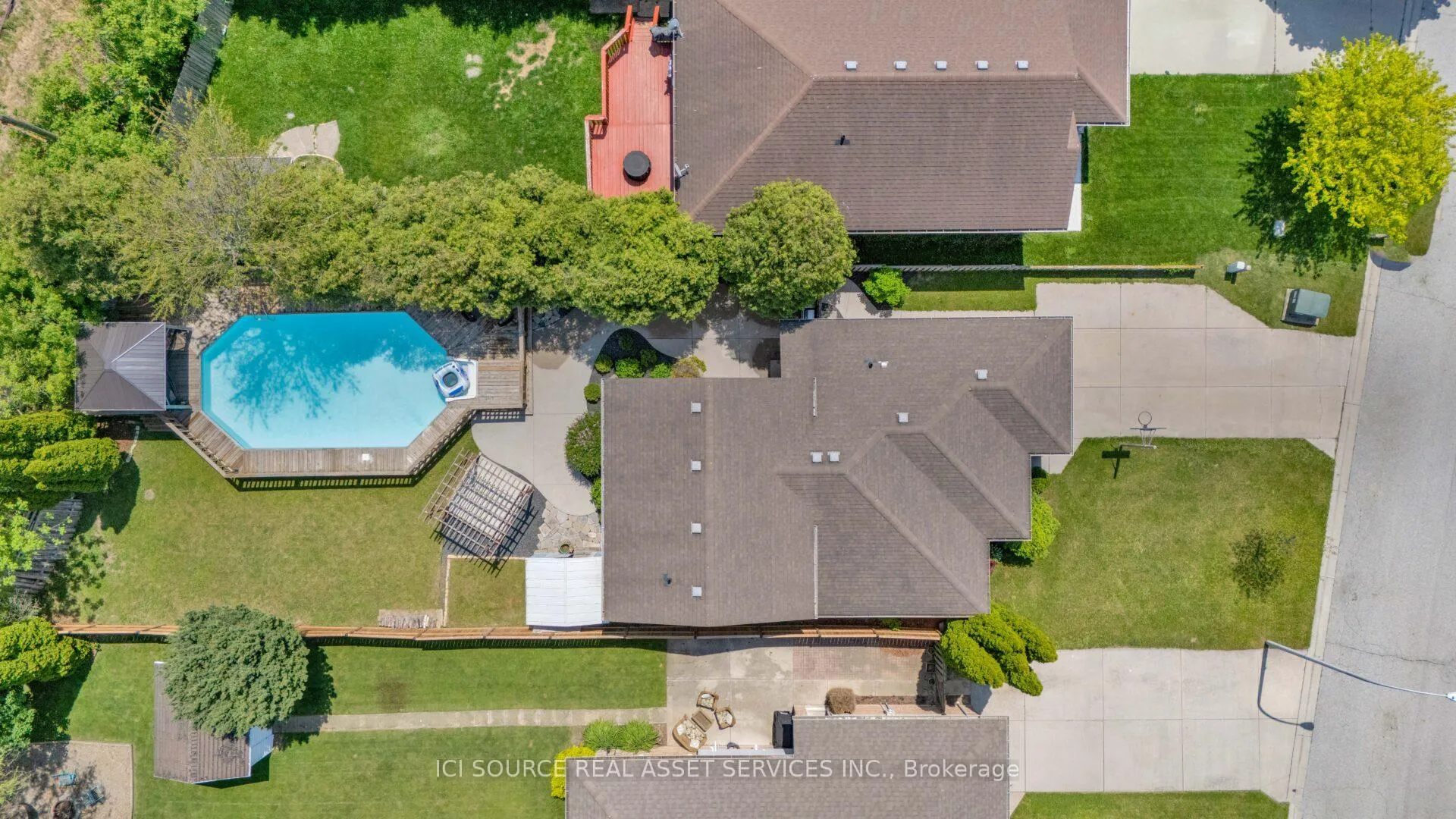 Photo 39 of 23 Carolinian Place, Chatham-Kent, Chatham — HOMEH