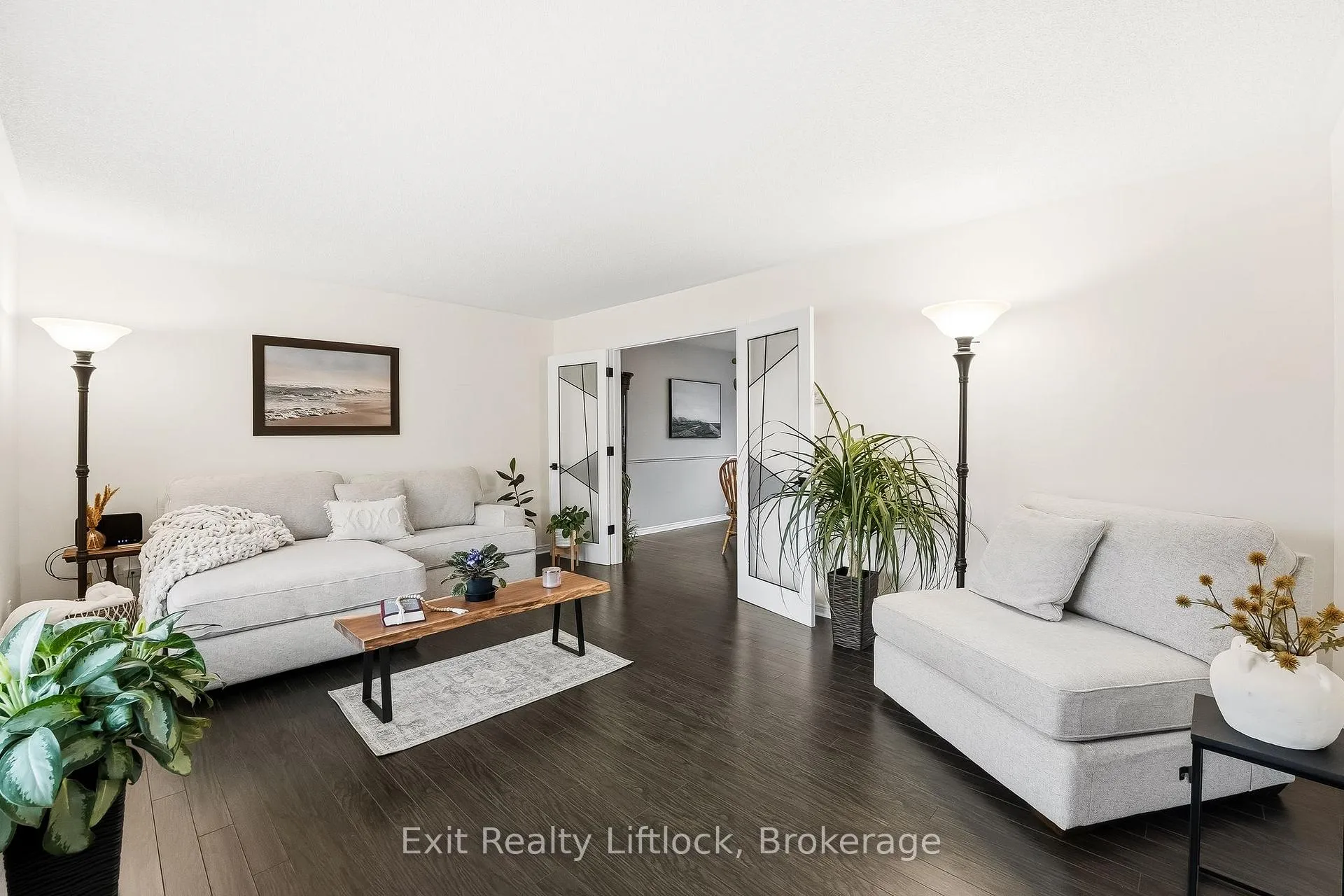 Photo 4 of 2285 Lynhaven Road, Peterborough, Monaghan Ward 2 — HOMEH
