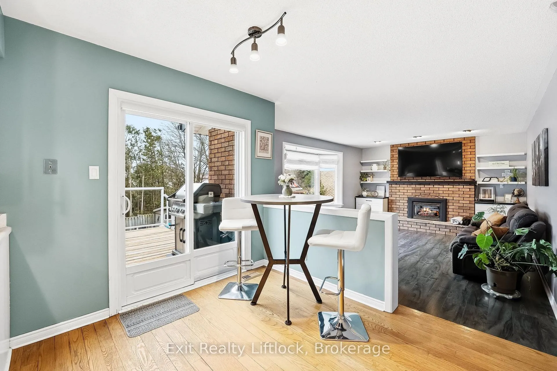 Photo 11 of 2285 Lynhaven Road, Peterborough, Monaghan Ward 2 — HOMEH